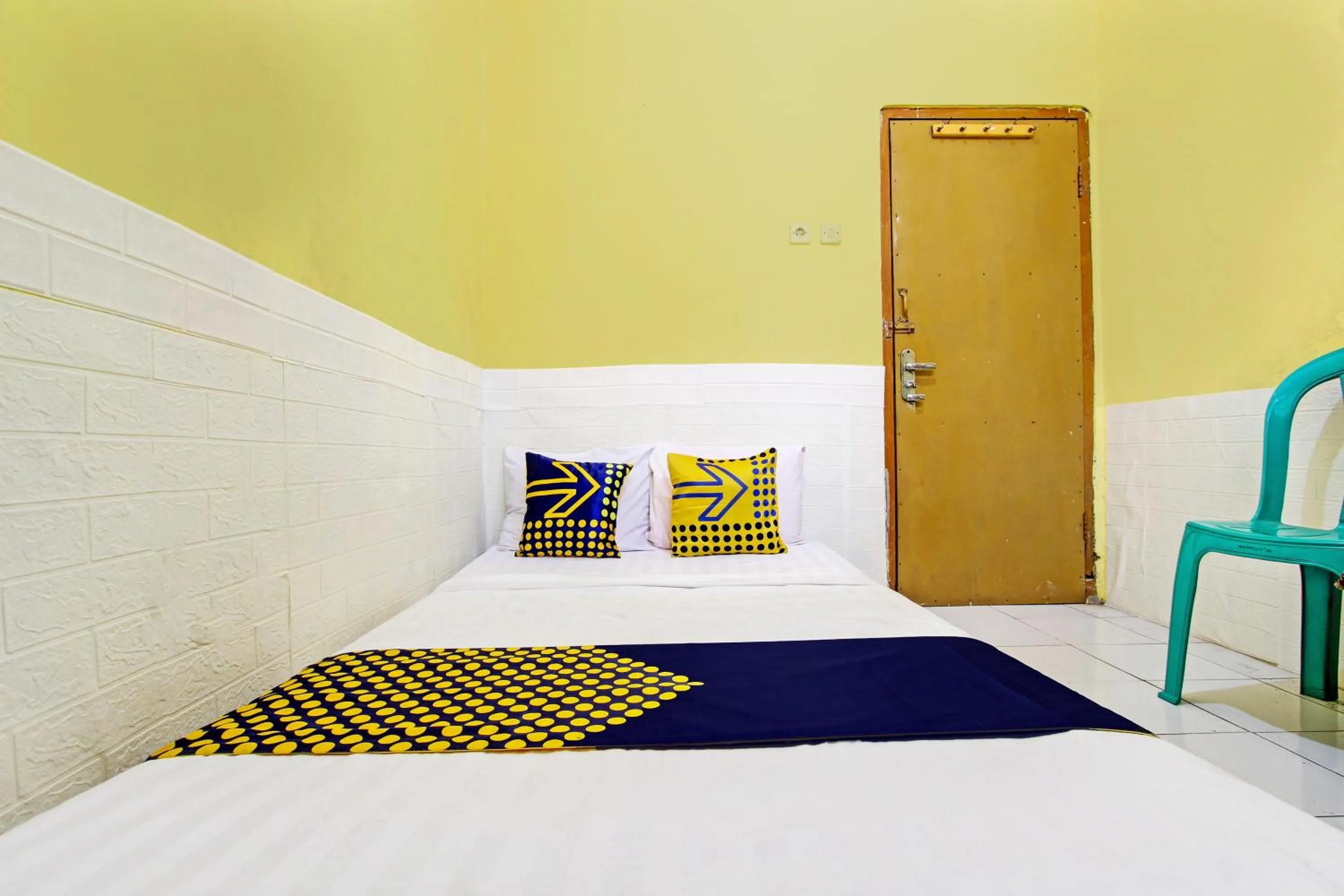 Bedroom, Bed in Hotel O Juan Kostel