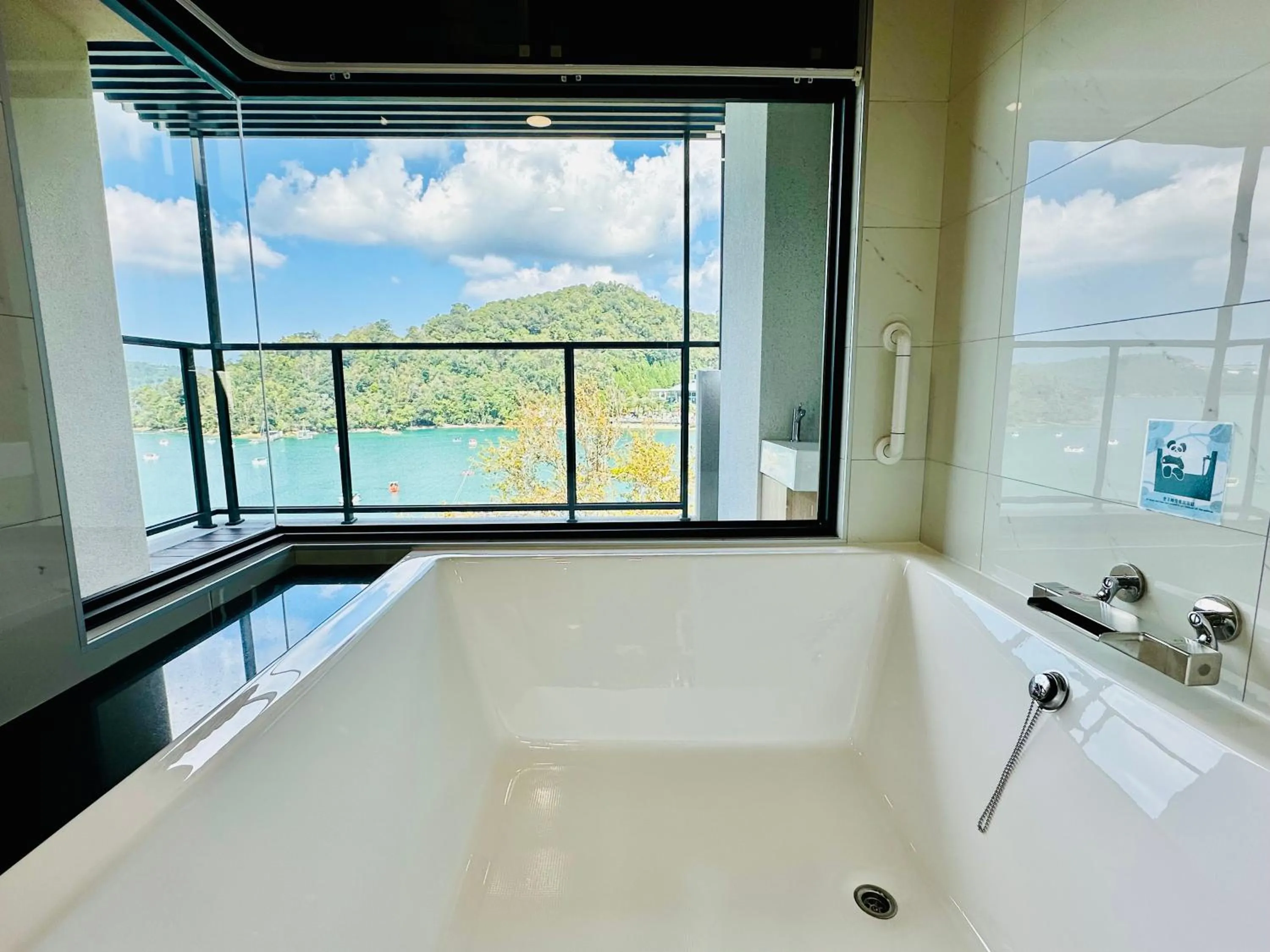 水秀一方Sun Moon Lakeside Boutique Hotel