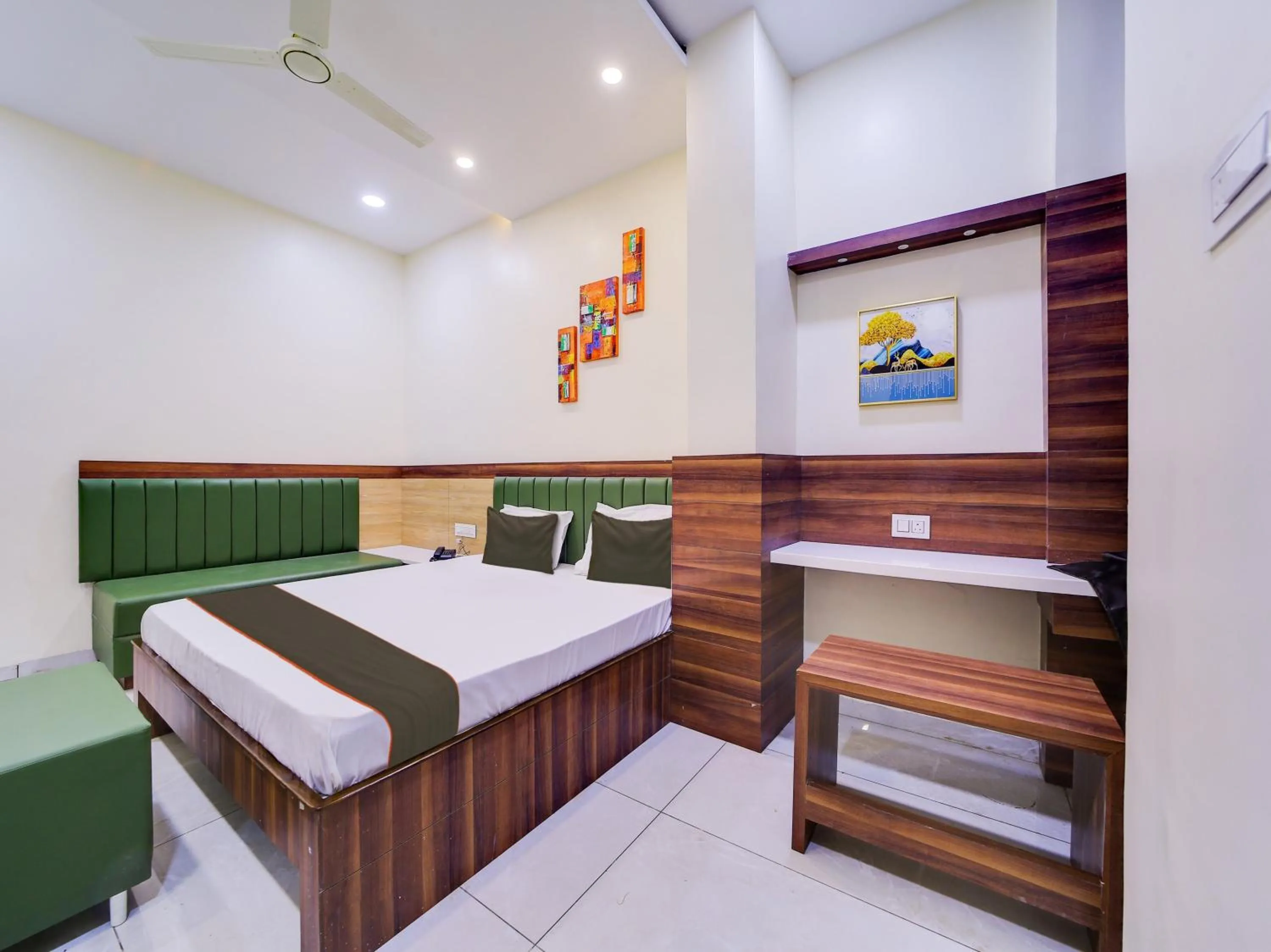 Bedroom, Bed in Hotel O by OYO Shyam Paradise