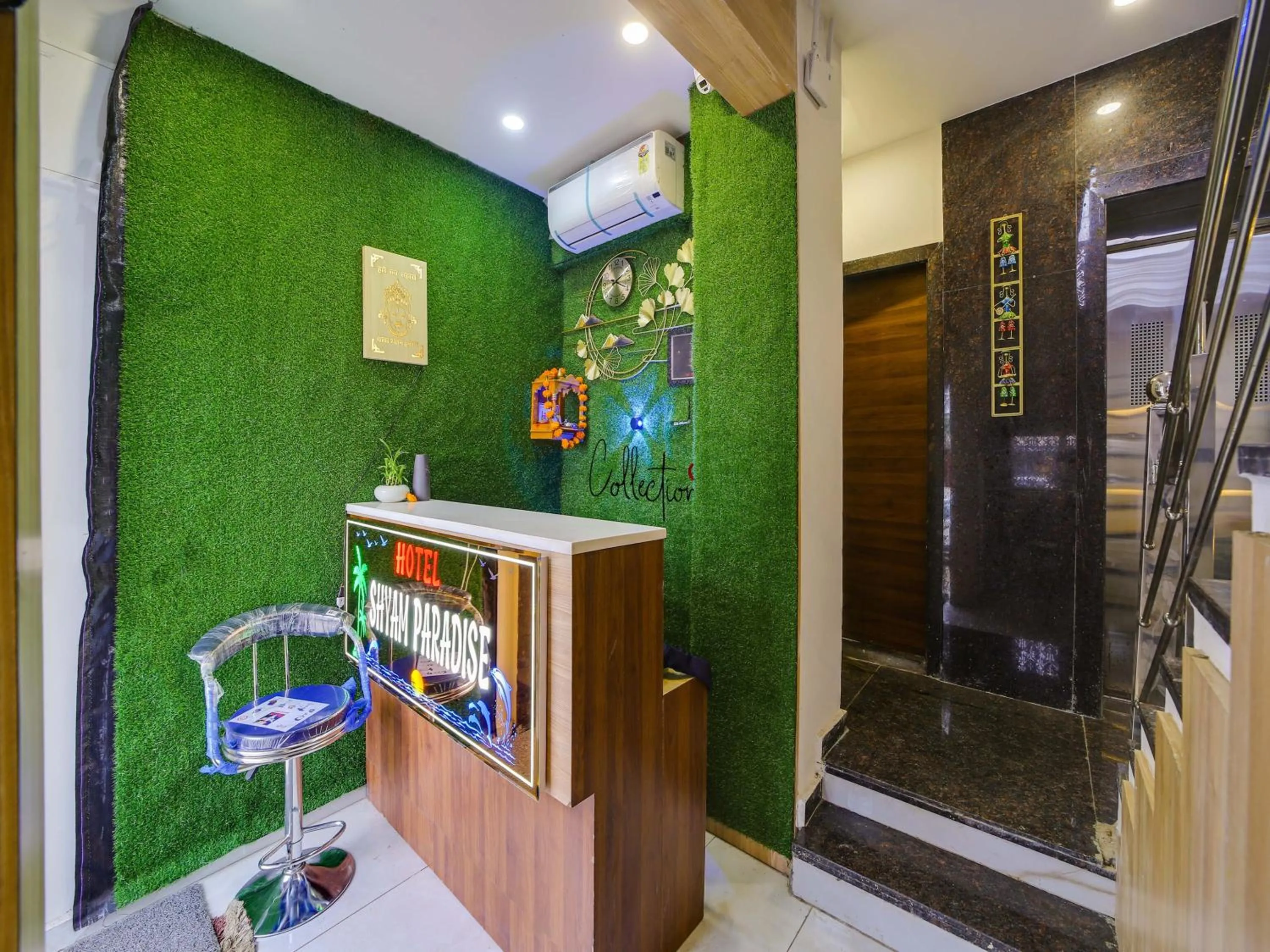 Lobby or reception in Hotel O by OYO Shyam Paradise