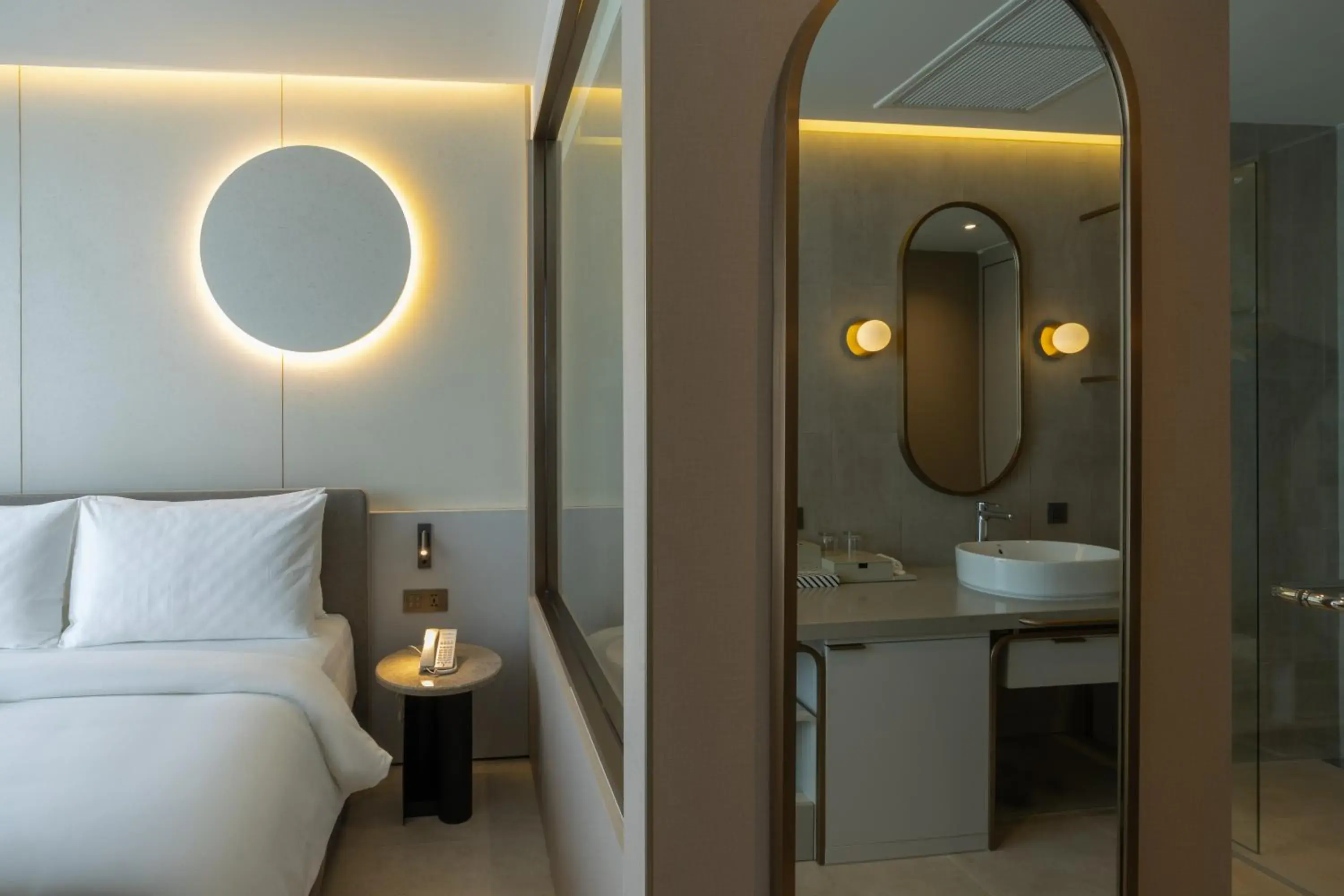 Bedroom, Bed in Akara Hotel Pattaya Bedroom, Bed in Akara Hotel Pattaya