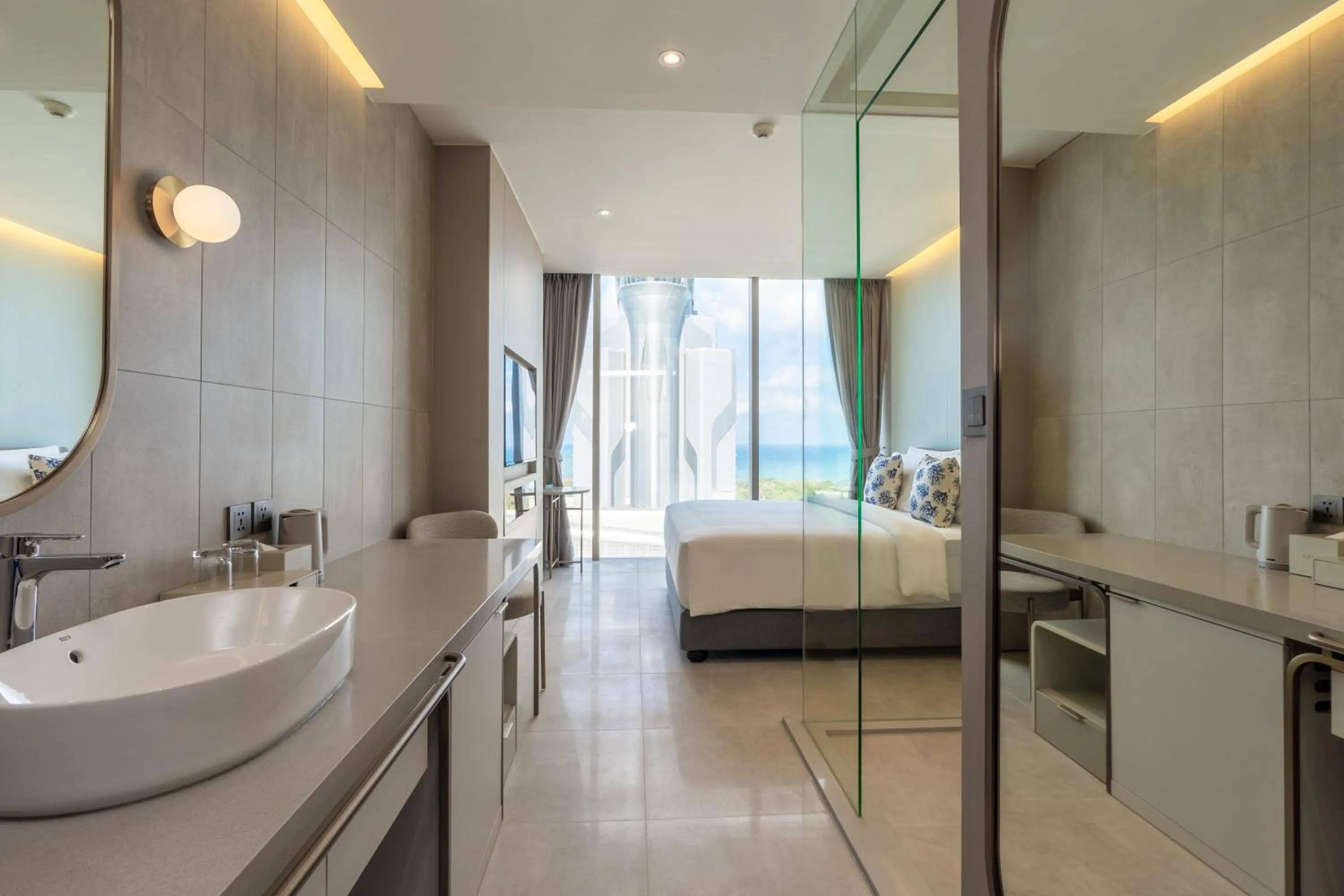 Bedroom, Bed in Akara Hotel Pattaya