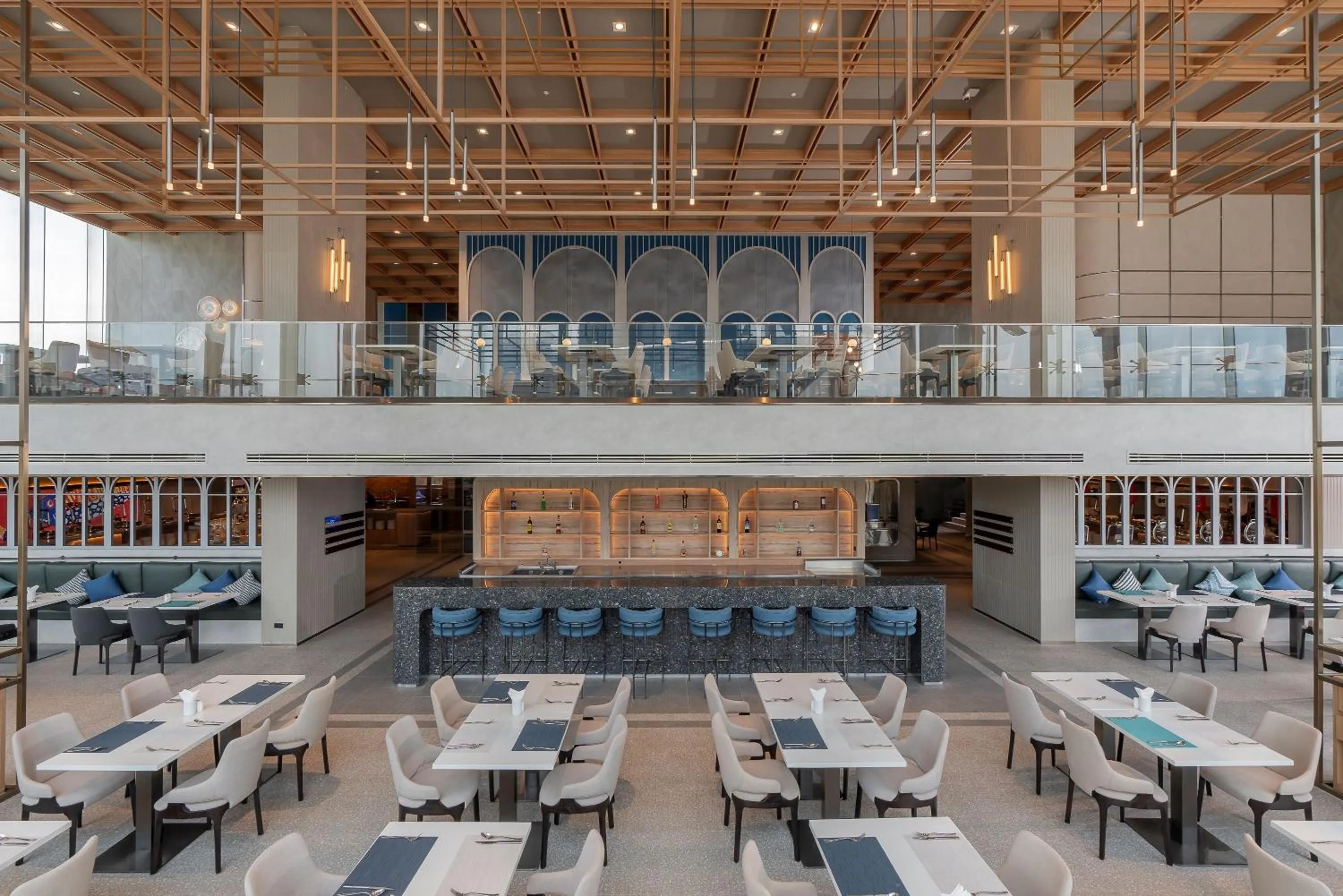 Restaurant/places to eat in Akara Hotel Pattaya