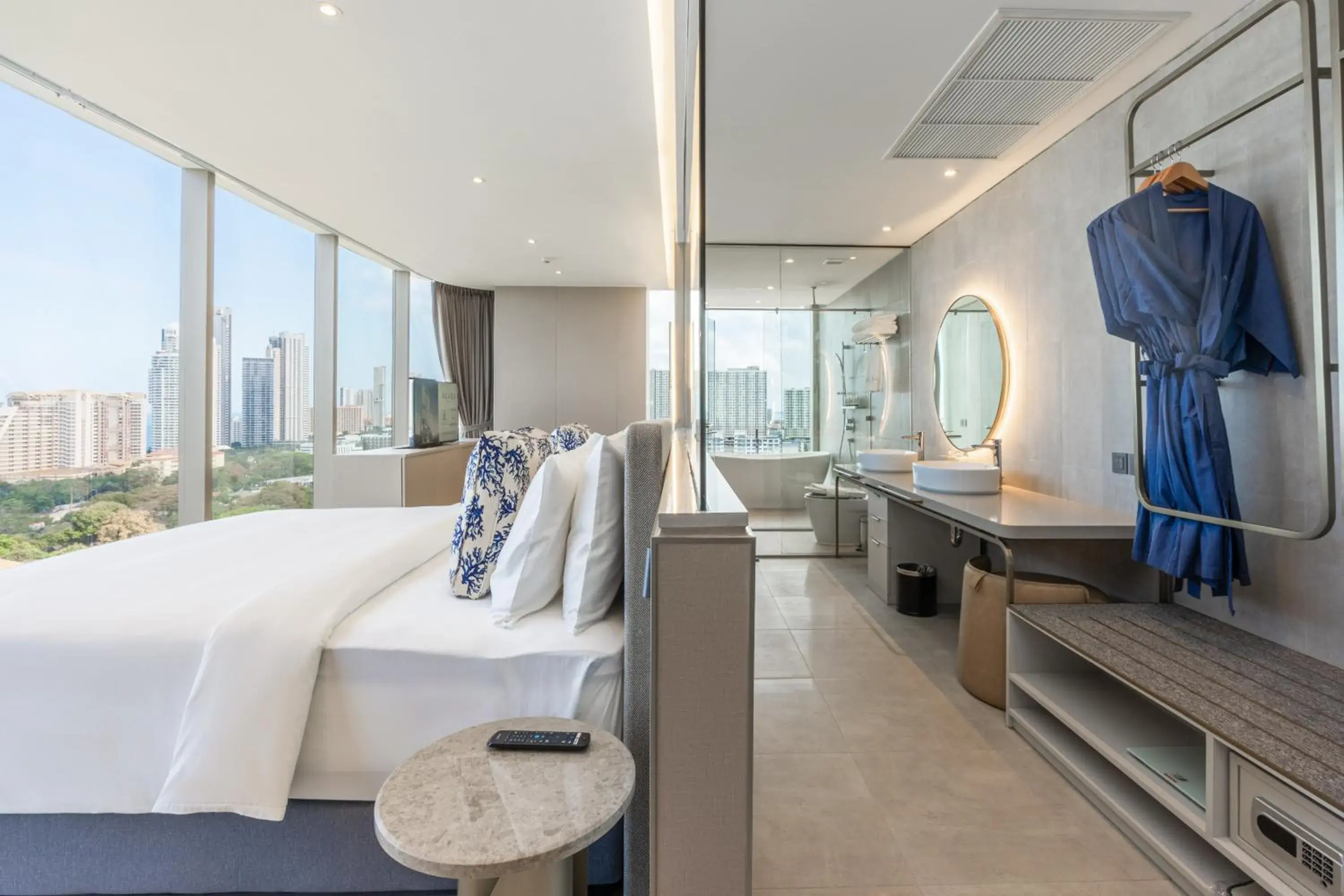 Bedroom, Bed in Akara Hotel Pattaya Bedroom, Bed in Akara Hotel Pattaya