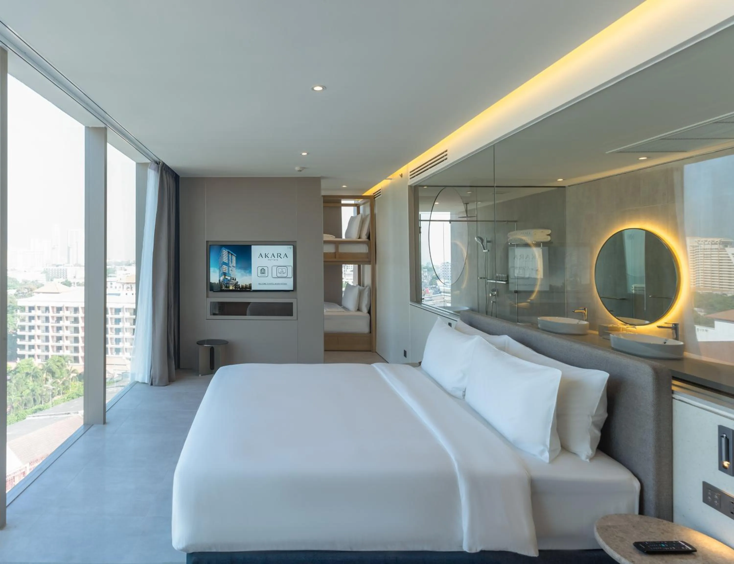 Bedroom, Bed in Akara Hotel Pattaya