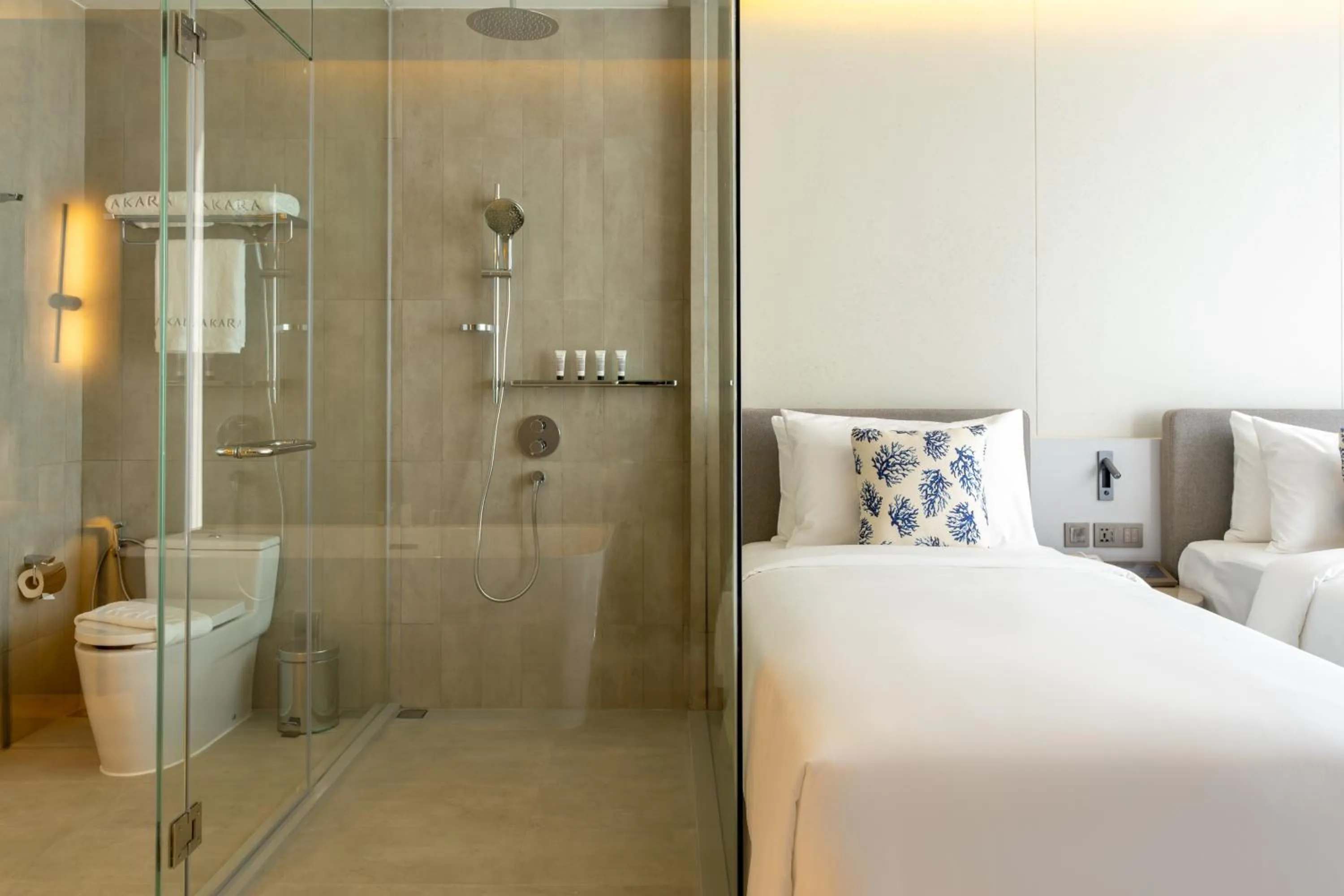 Bathroom, Bed in Akara Hotel Pattaya