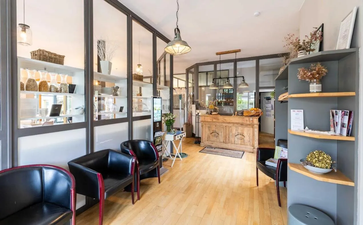 Lobby or reception in Hotel Fährhaus GmbH