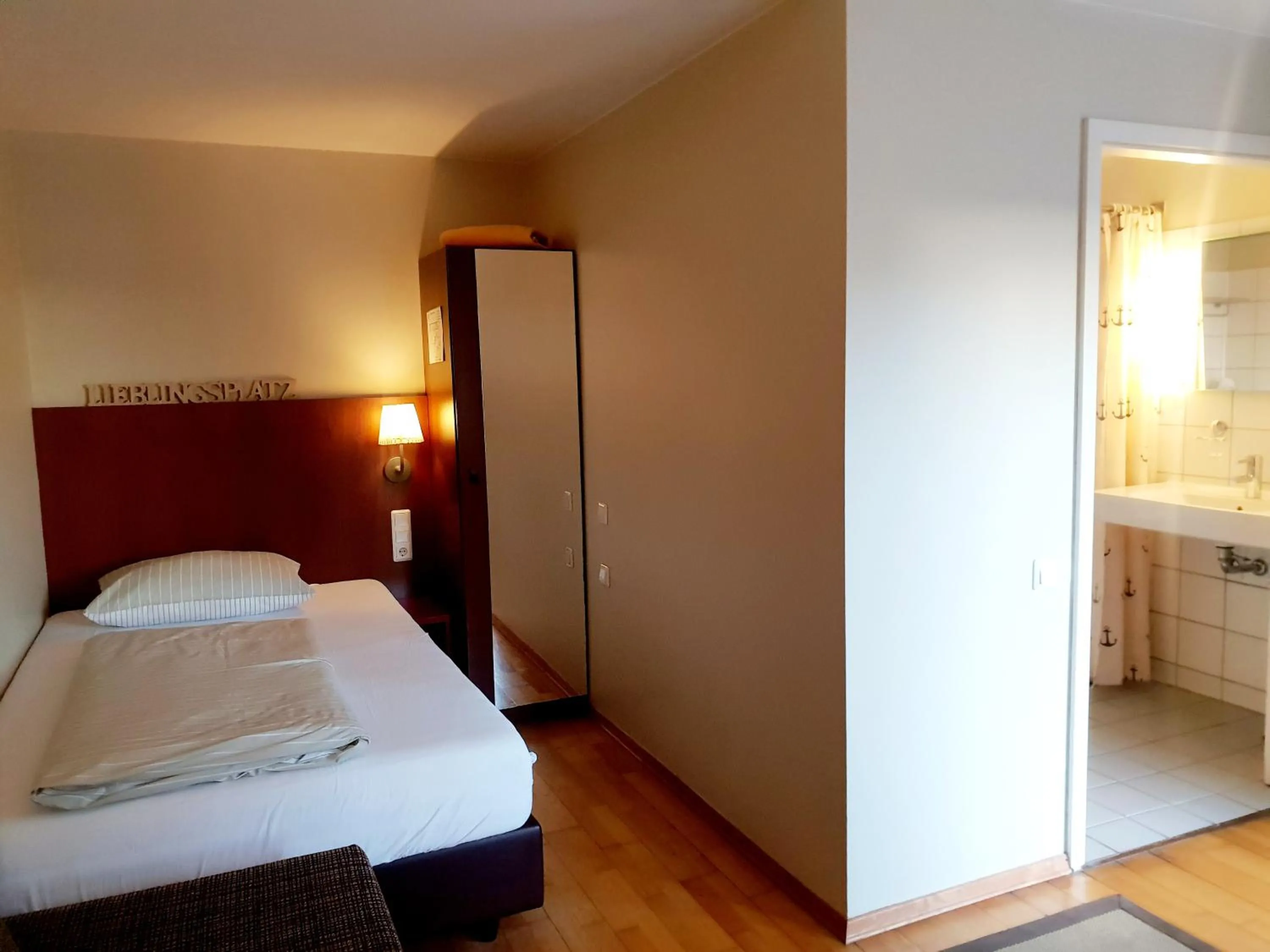 Bed in Hotel Fährhaus GmbH