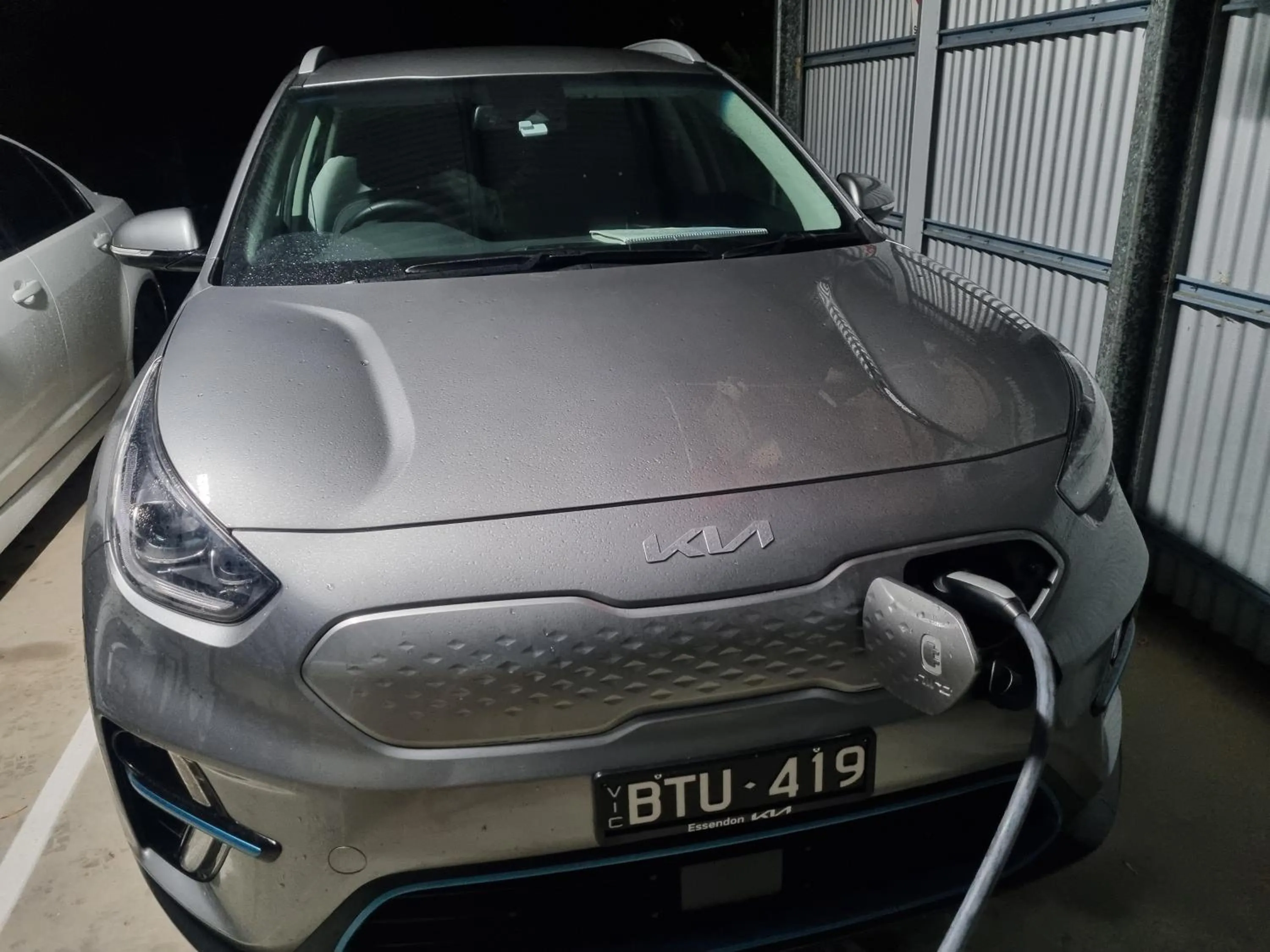 Parking in Escape 1770 Motel - No Kids - NO SMOKING - No Partying