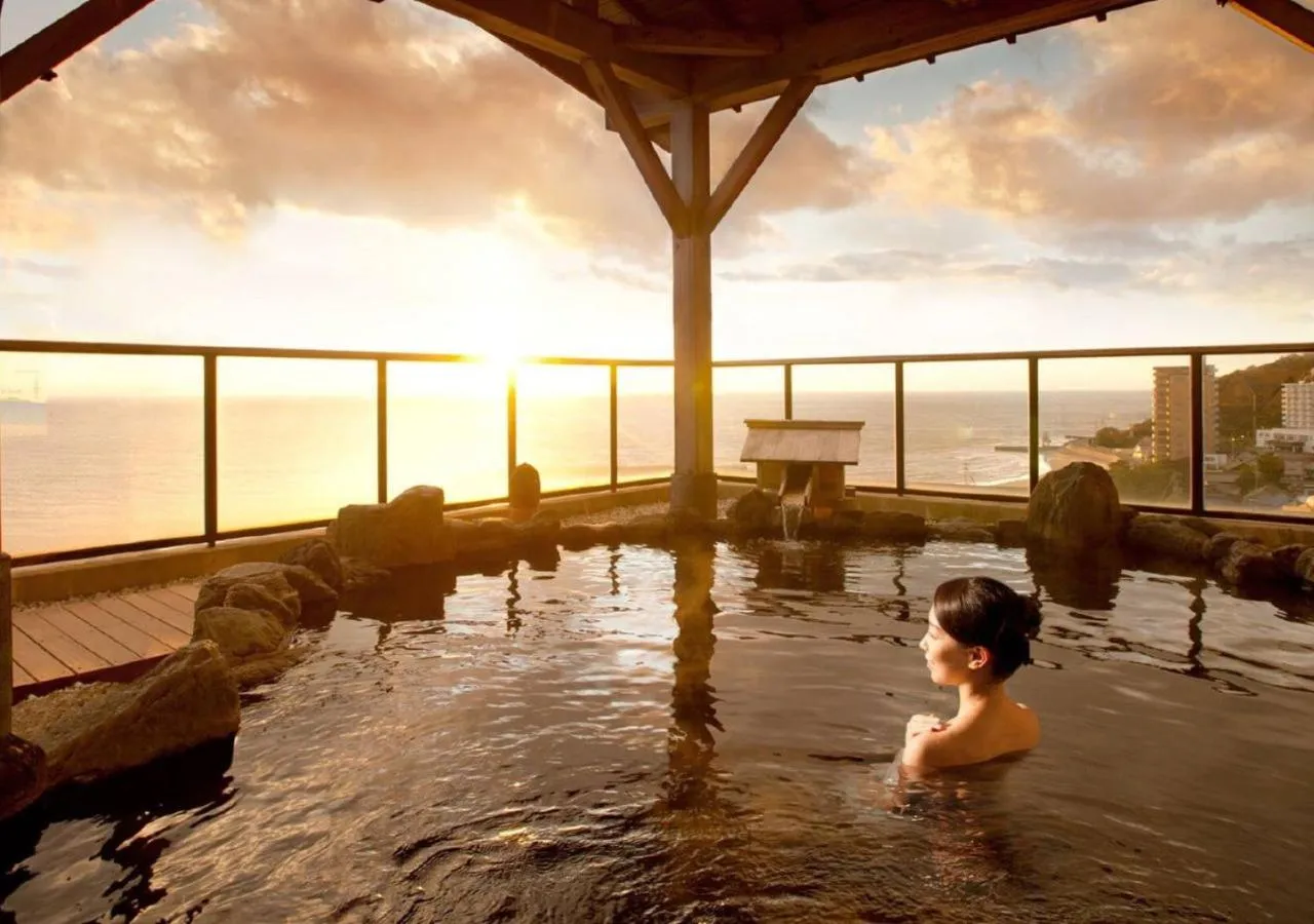 Hot Spring Bath in Genjiko