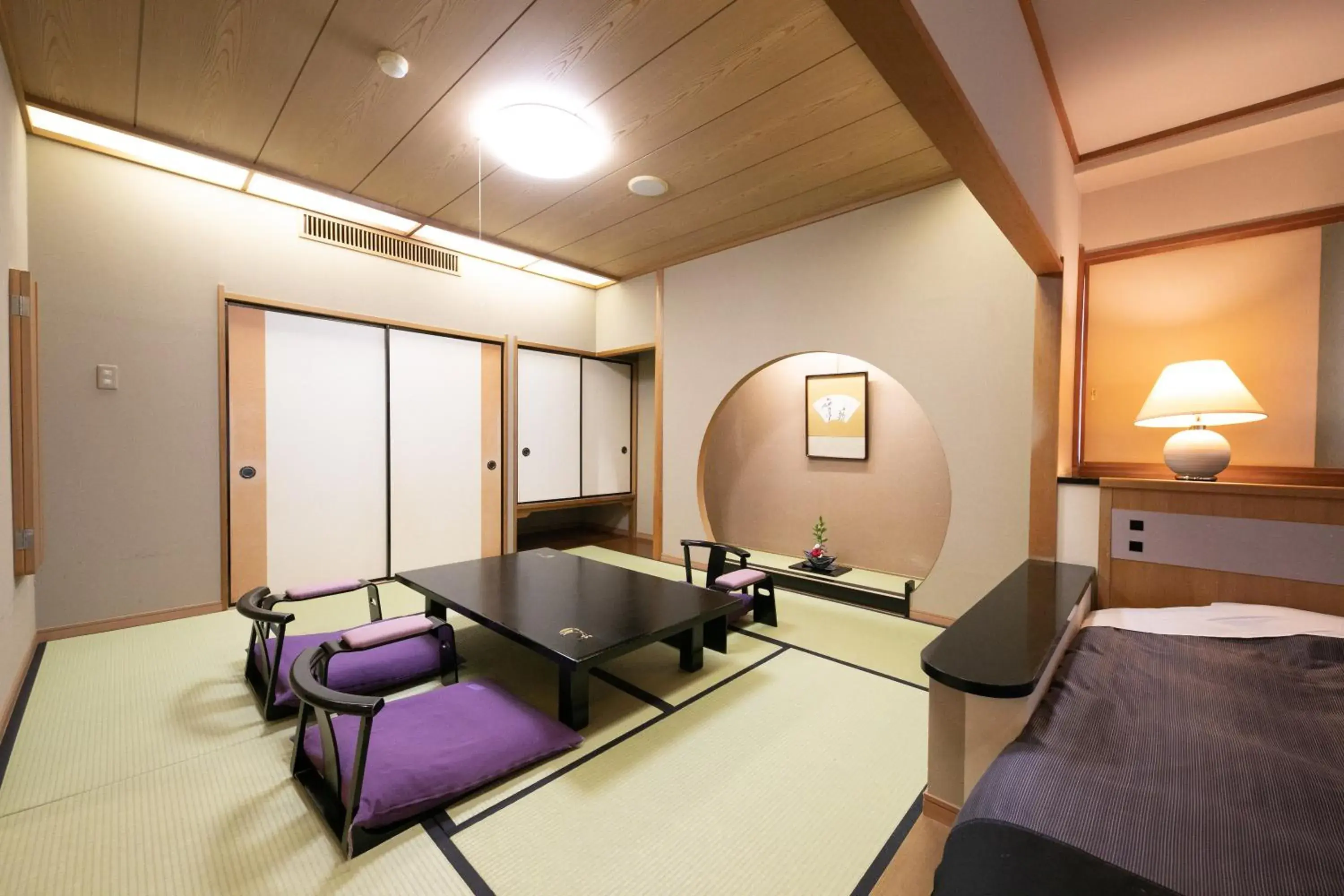 Photo of the whole room, Bed in Genjiko Photo of the whole room, Bed in Genjiko