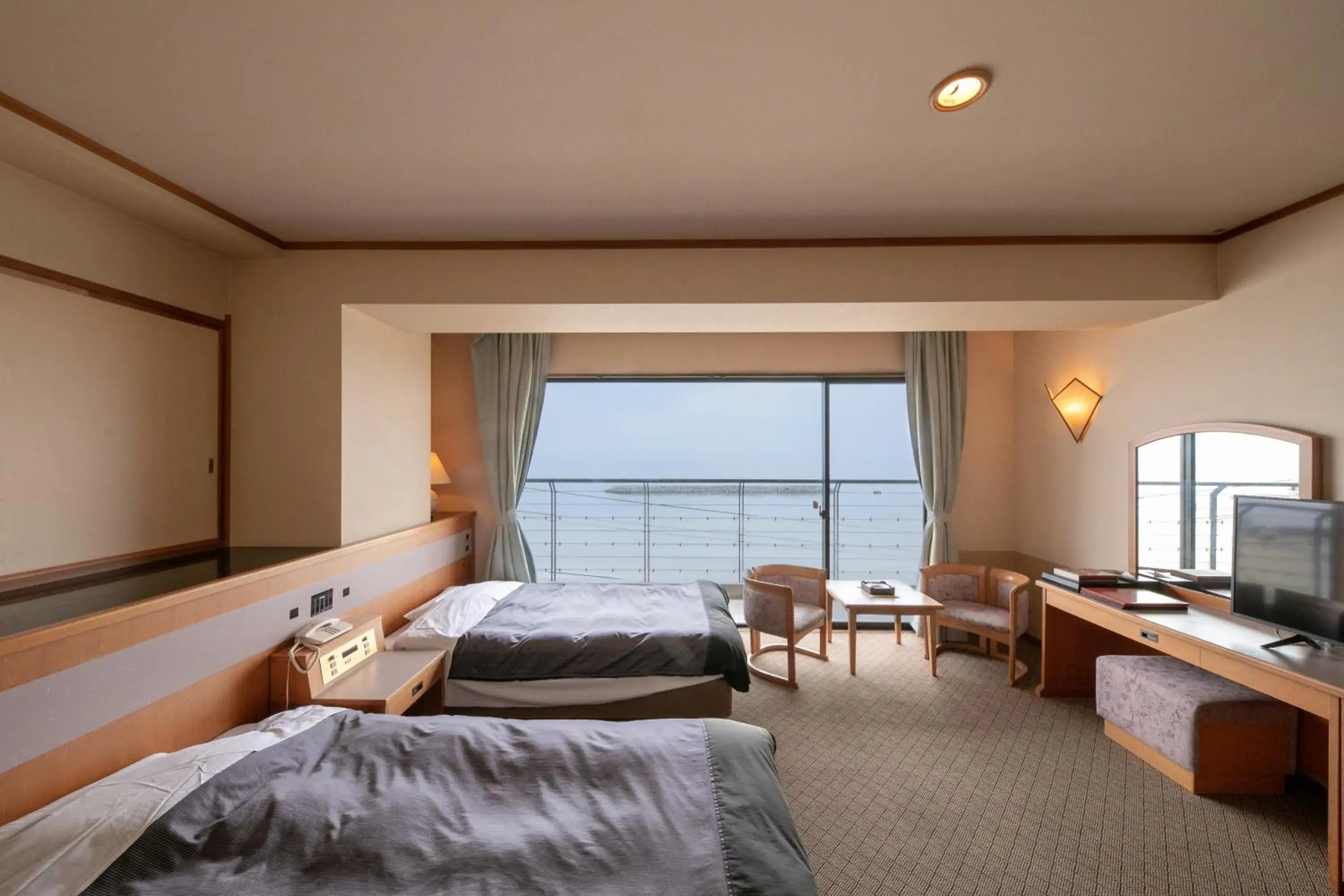 Photo of the whole room, Bed in Genjiko Photo of the whole room, Bed in Genjiko