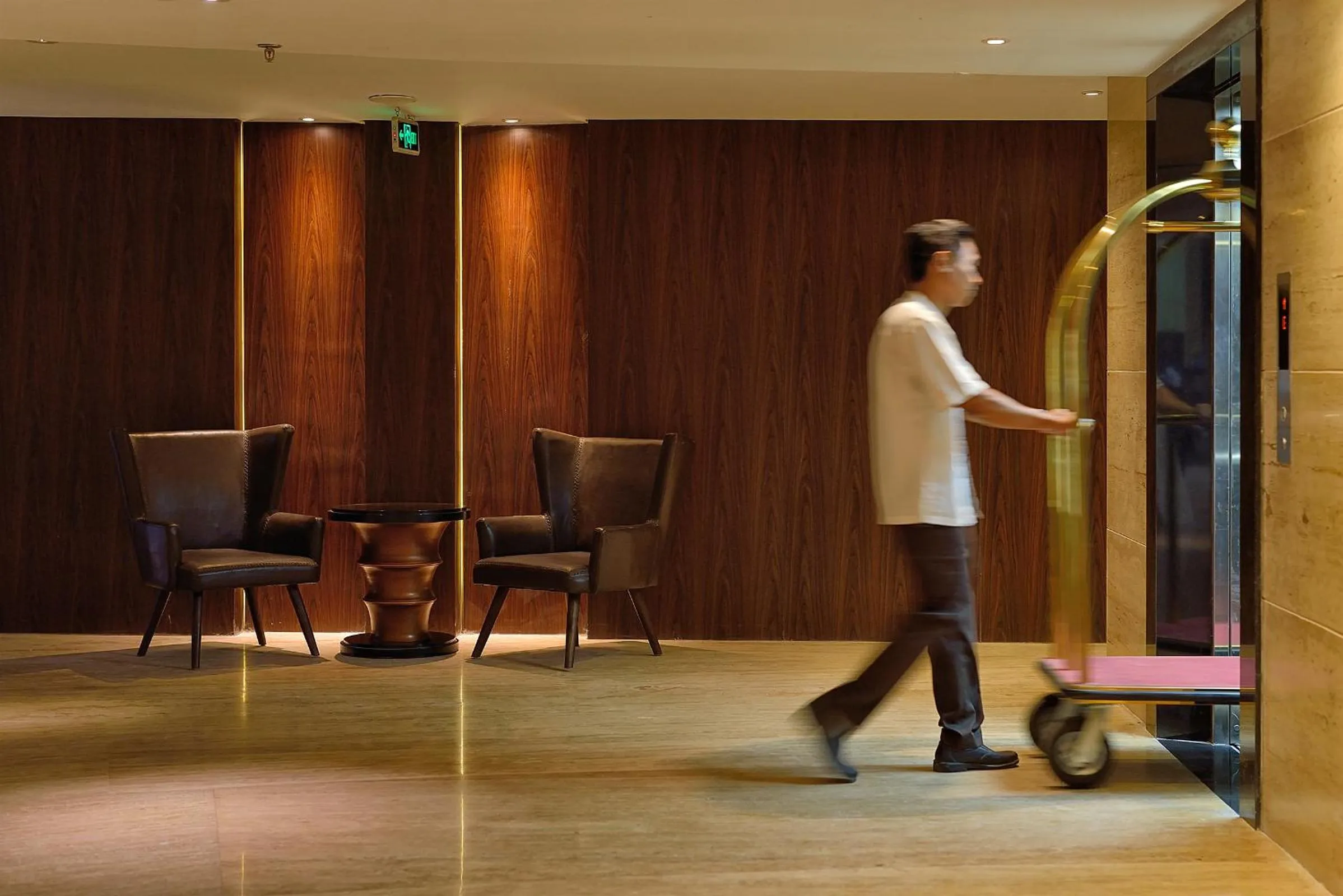 Decorative detail in de Vins Sky Hotel Seminyak