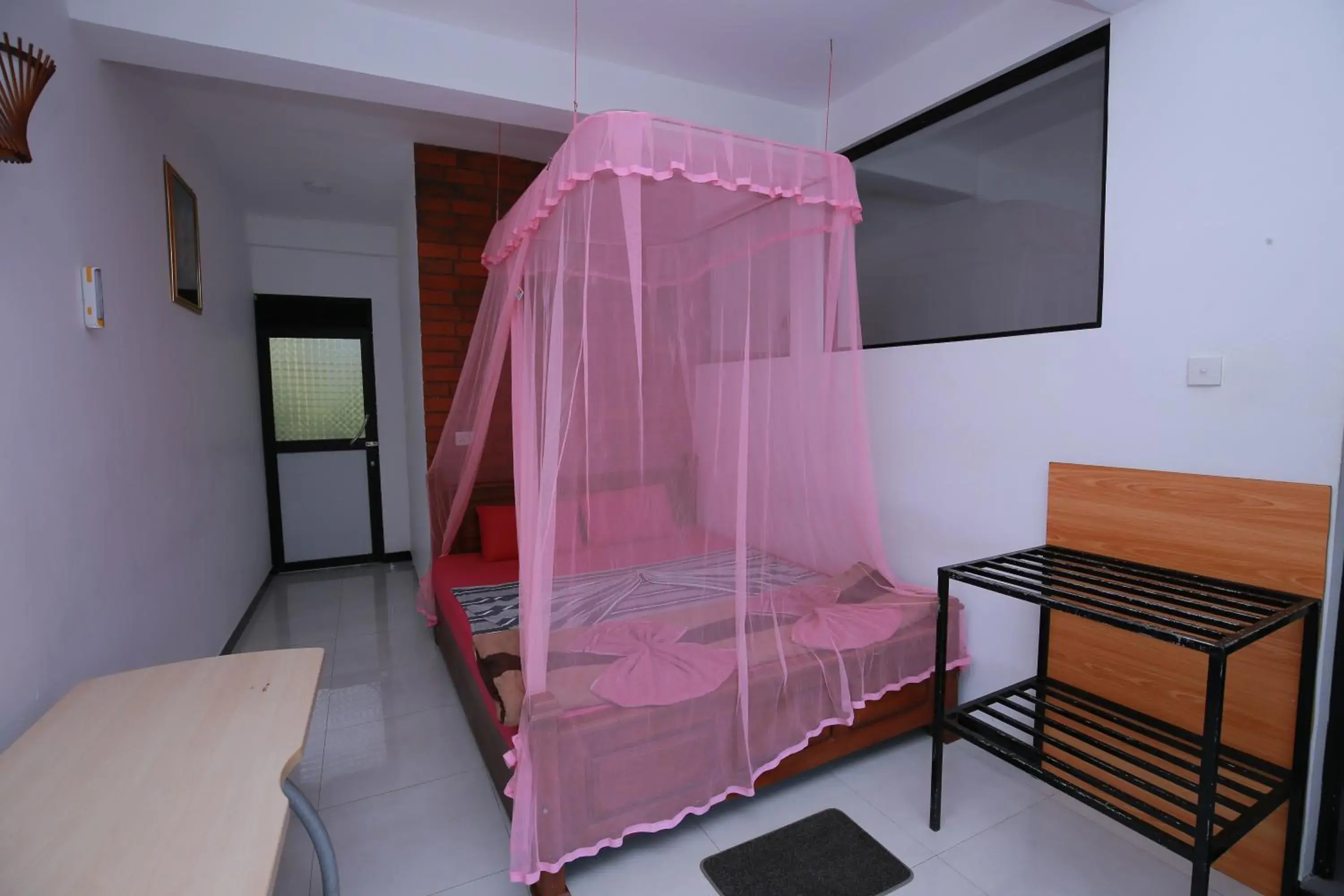 Standard Double Room with Ella Rock View in Rock side inn - Ella Standard Double Room with Ella Rock View in Rock side inn - Ella