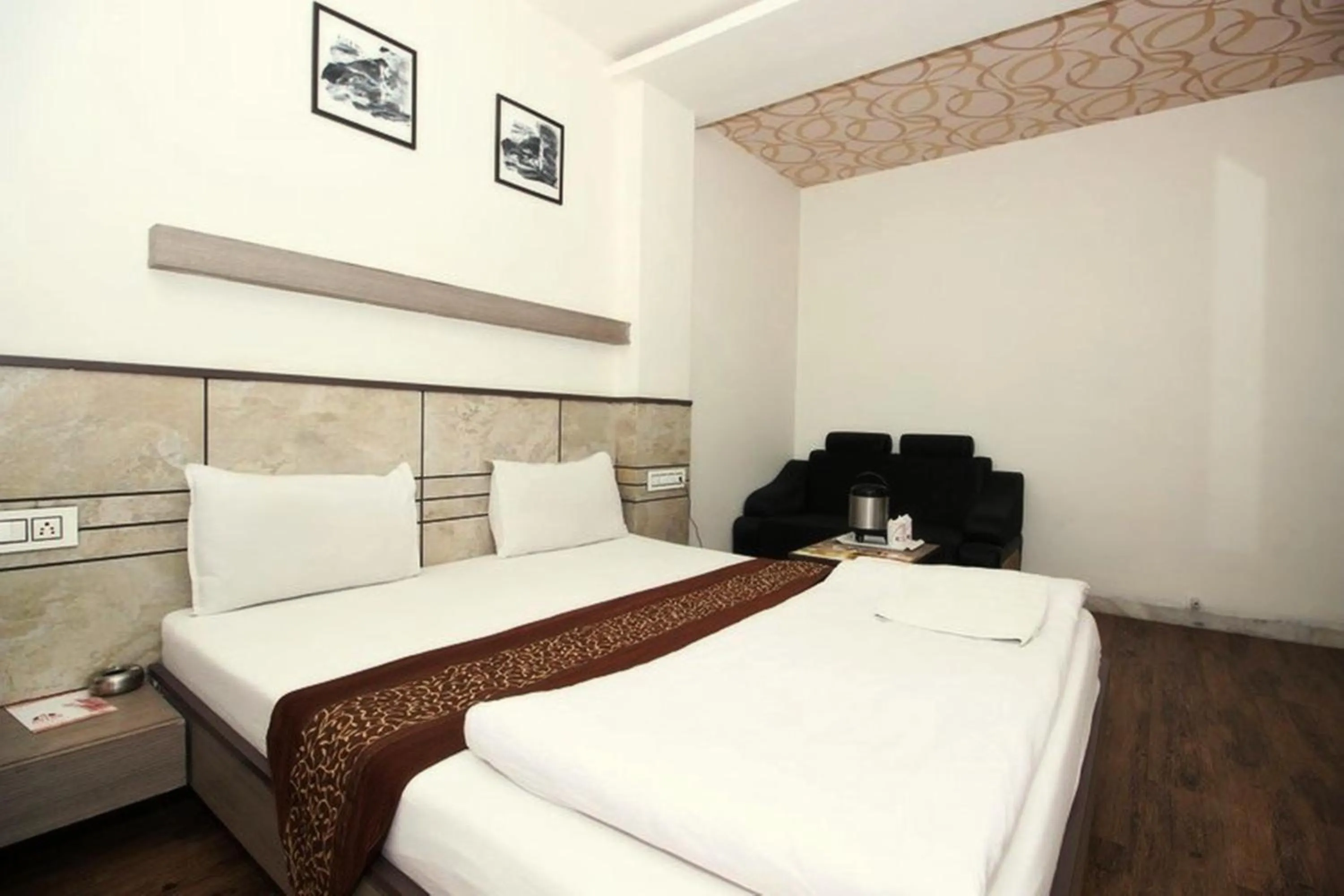 Bedroom, Bed in Hotel City Inn