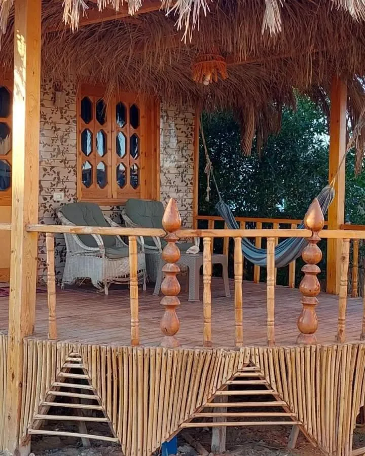 Green Beach Camp & Hotel