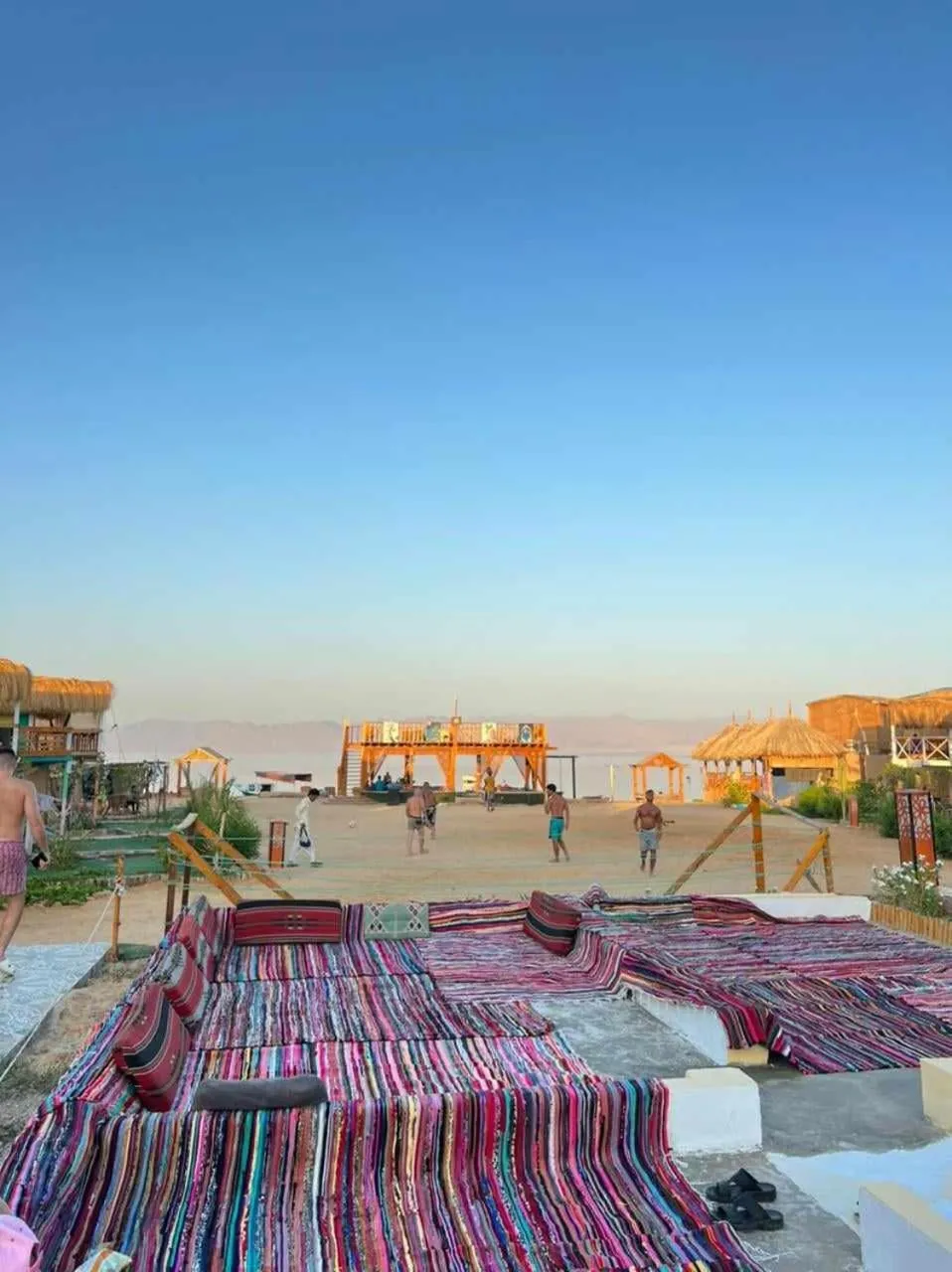 Green Beach Camp & Hotel