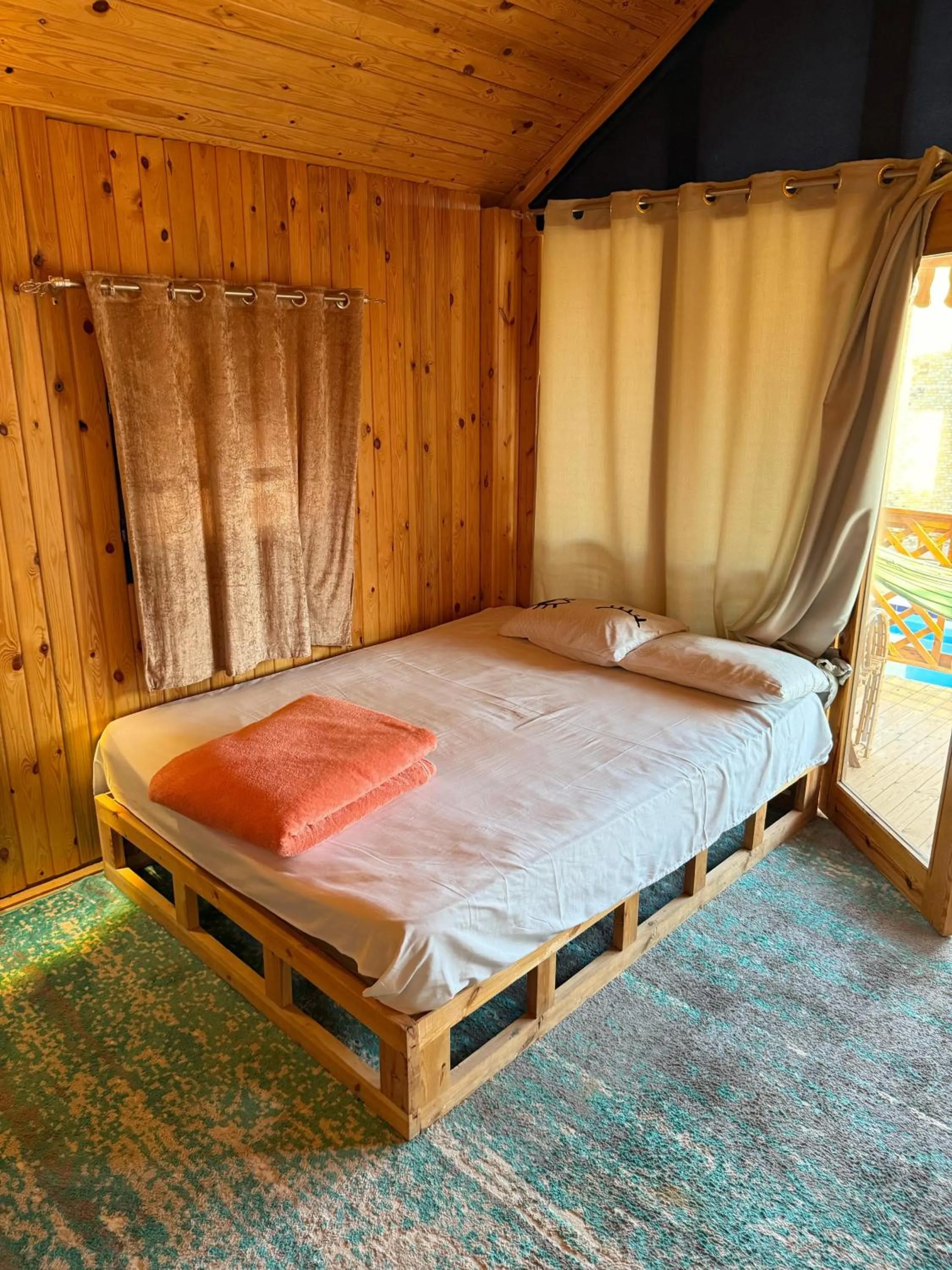 Bed in Green Beach Camp & Hotel