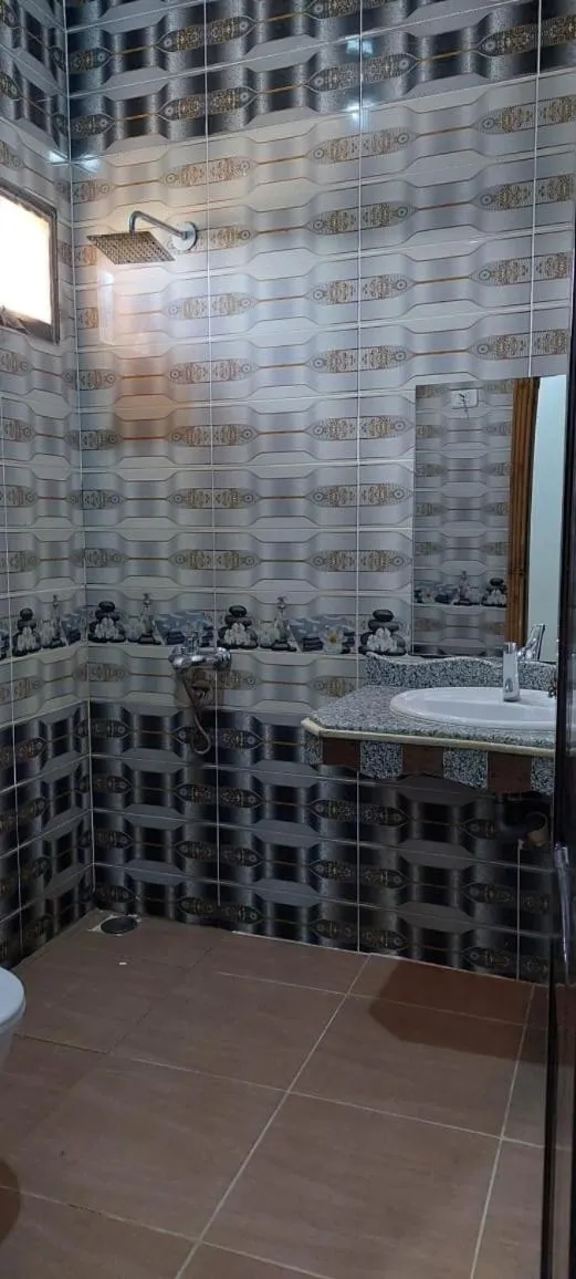 Green Beach Camp & Hotel