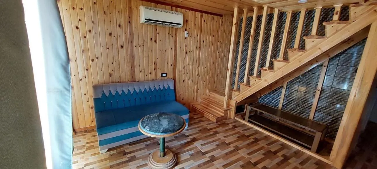 Green Beach Camp & Hotel