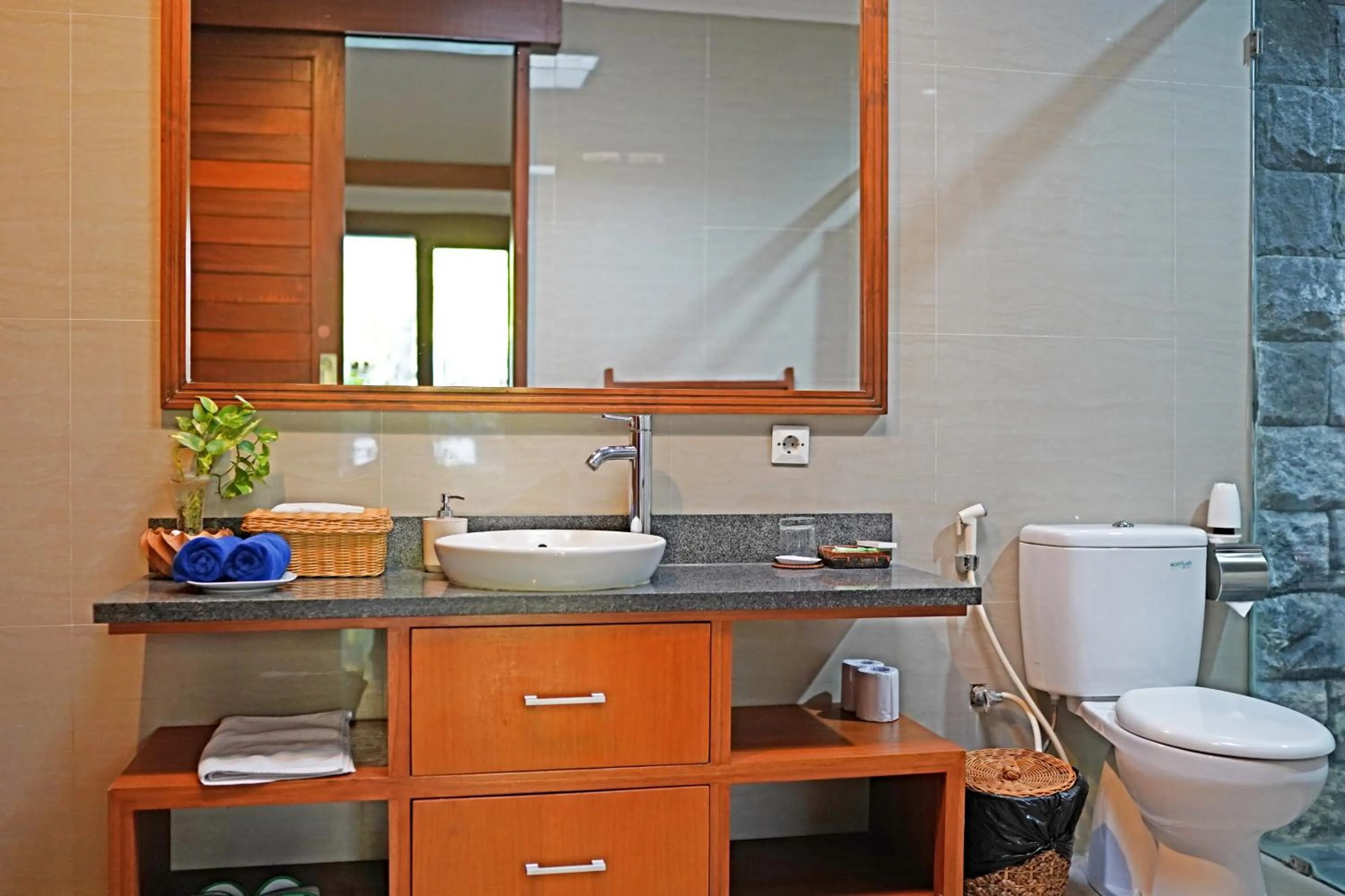 Bathroom in Lebak Bali Residence