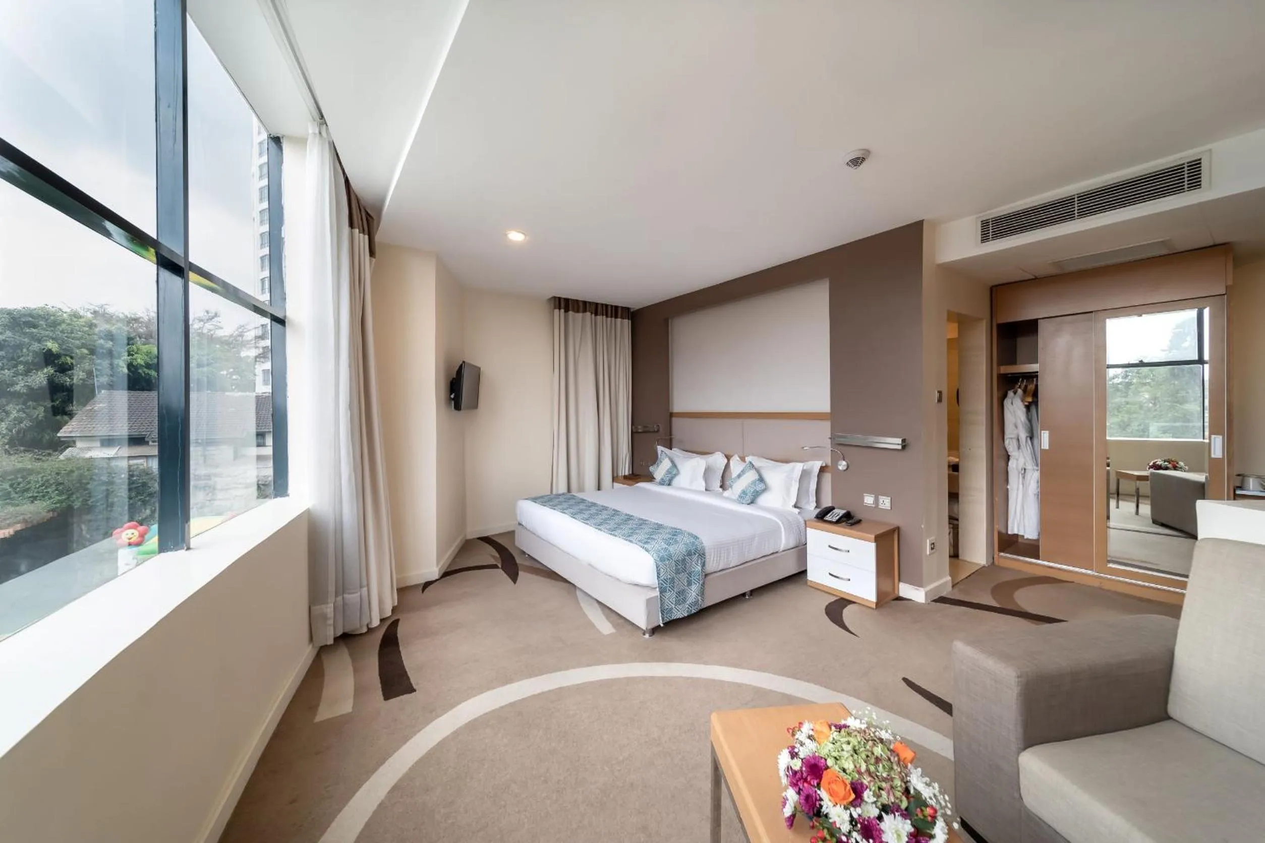 Bed in PrideInn Azure Hotel Nairobi Westlands