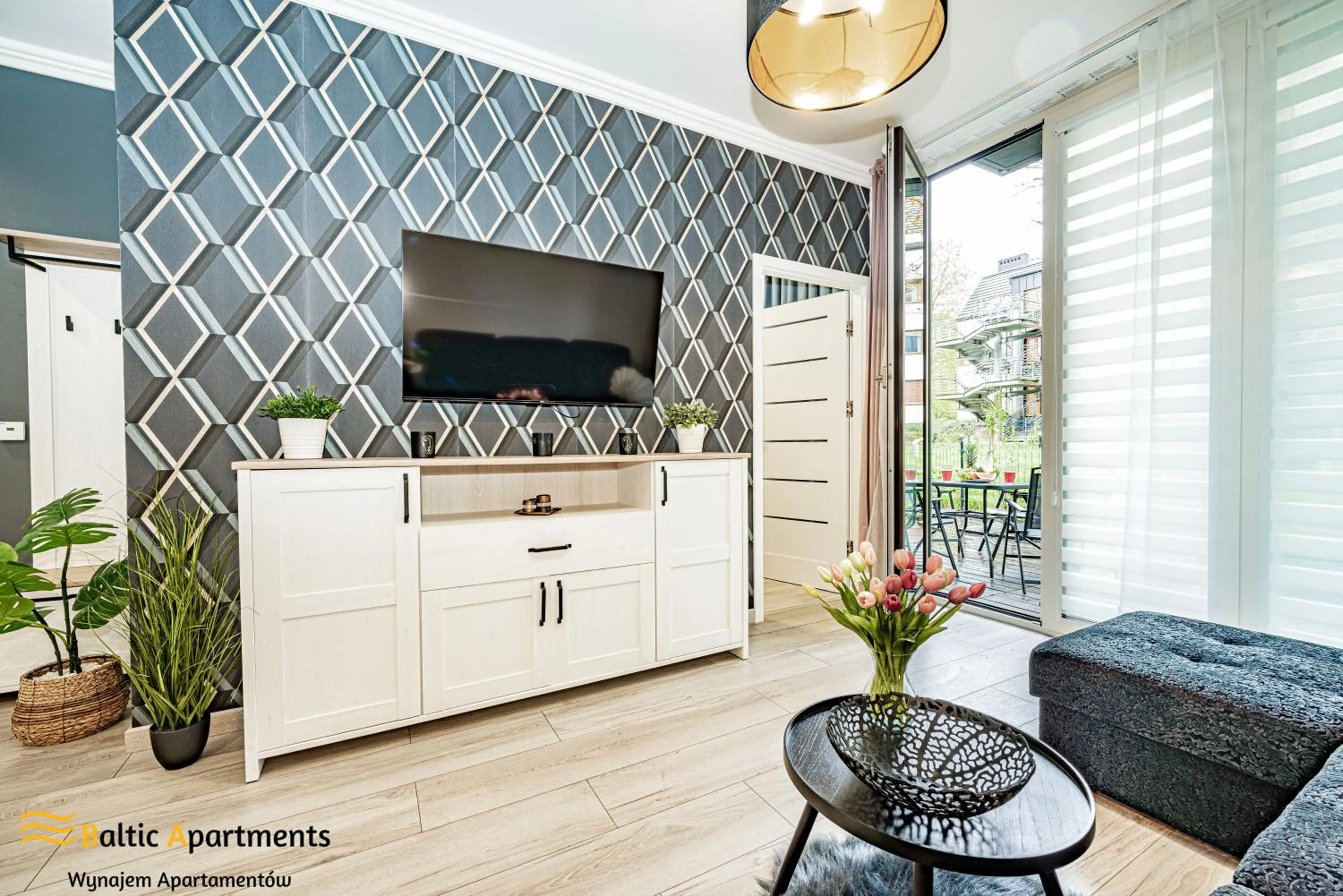 TV and multimedia in Seaside Garden Apartments & Wellness by Baltic Apartments