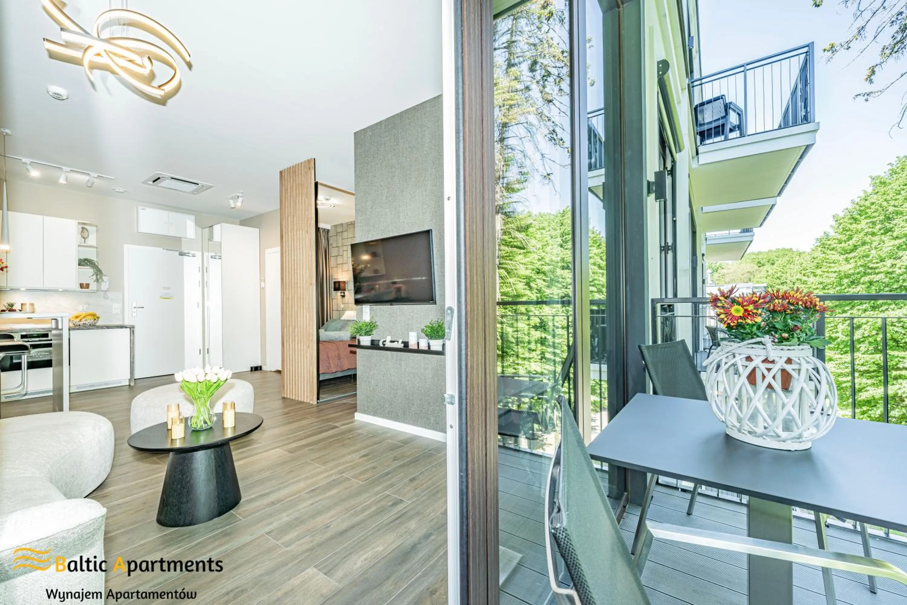 TV and multimedia in Seaside Garden Apartments & Wellness by Baltic Apartments