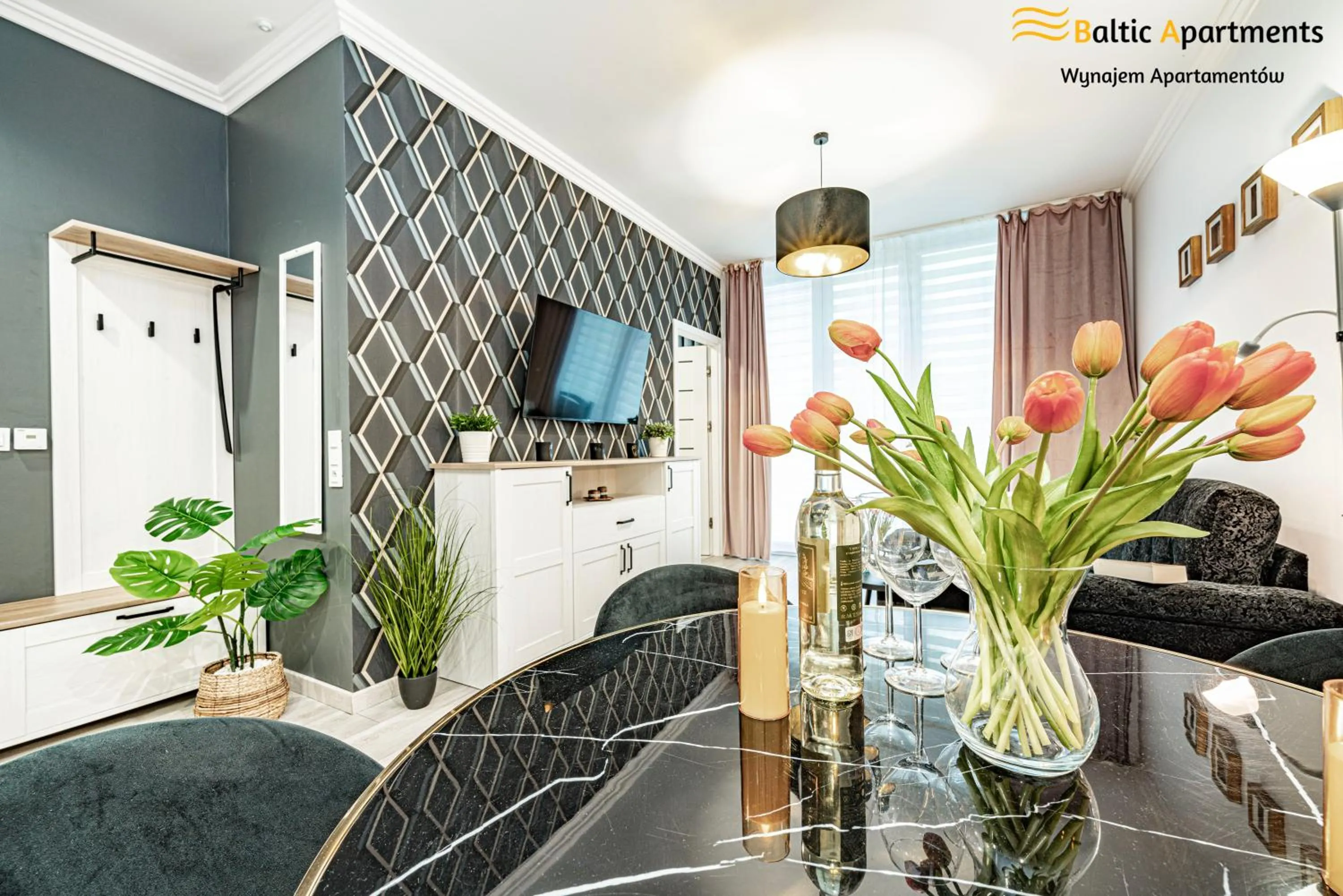 TV and multimedia in Seaside Garden Apartments & Wellness by Baltic Apartments