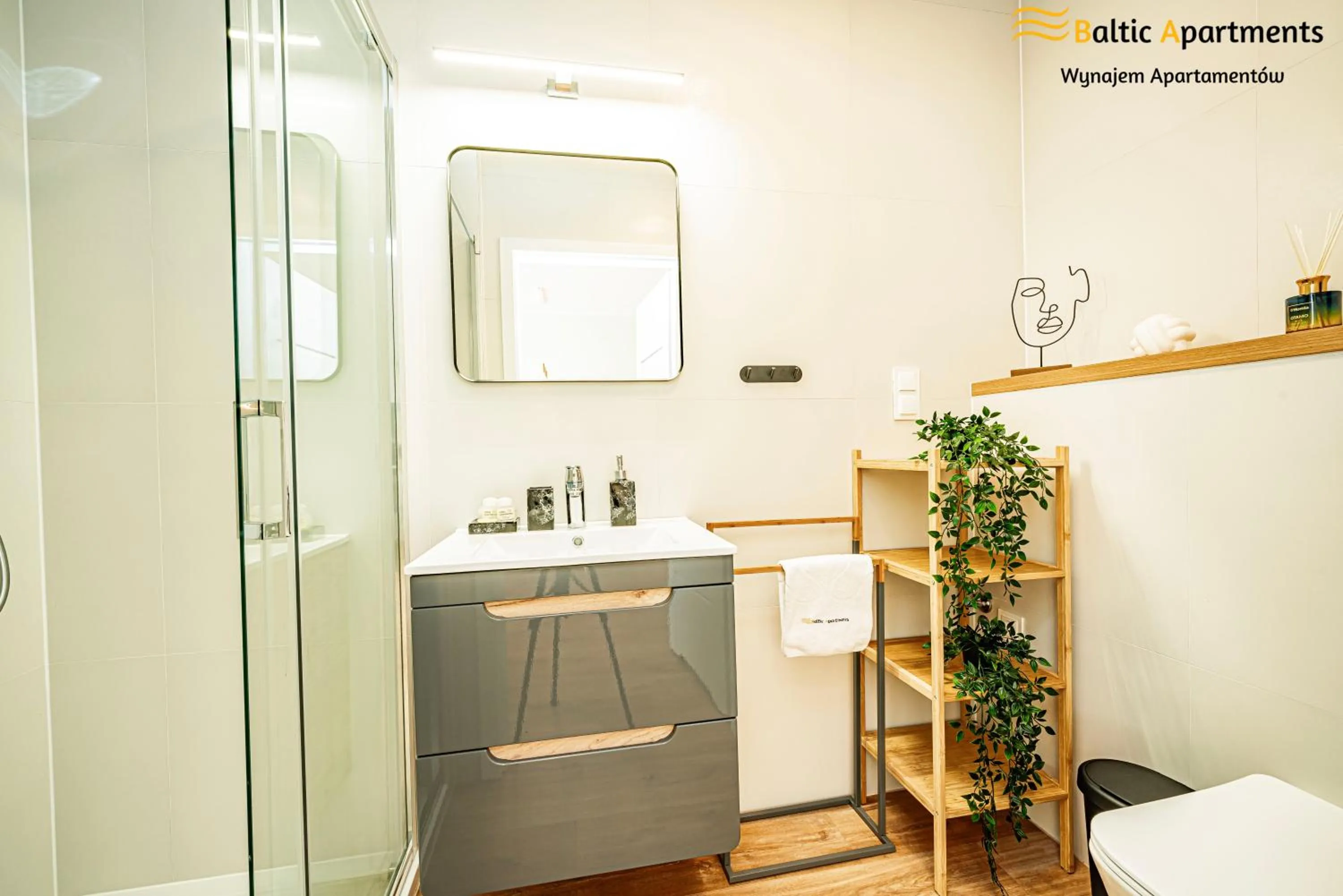 Shower in Seaside Garden Apartments & Wellness by Baltic Apartments