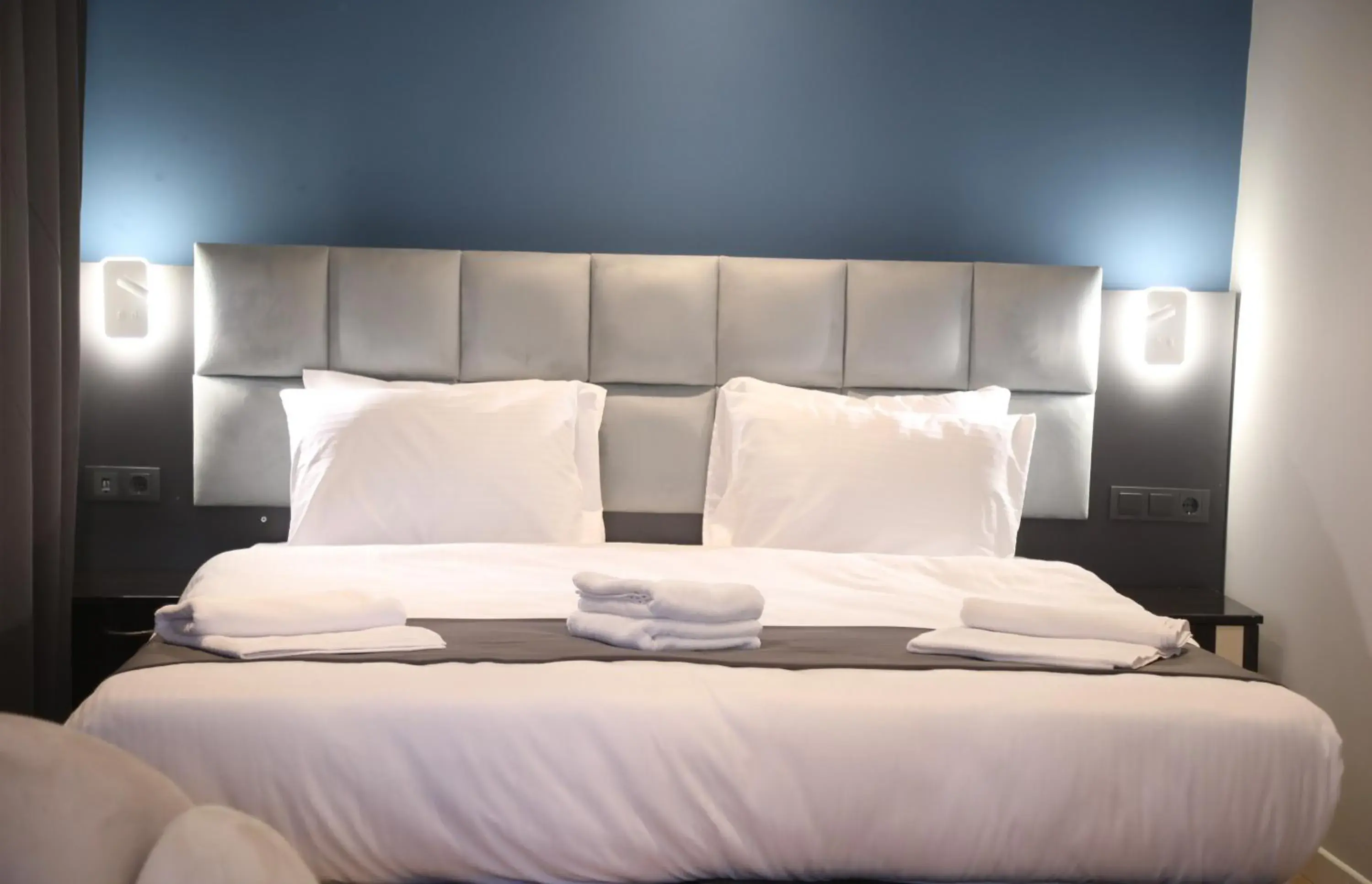 Bed in ARDOS PARK HOTEL Bed in ARDOS PARK HOTEL