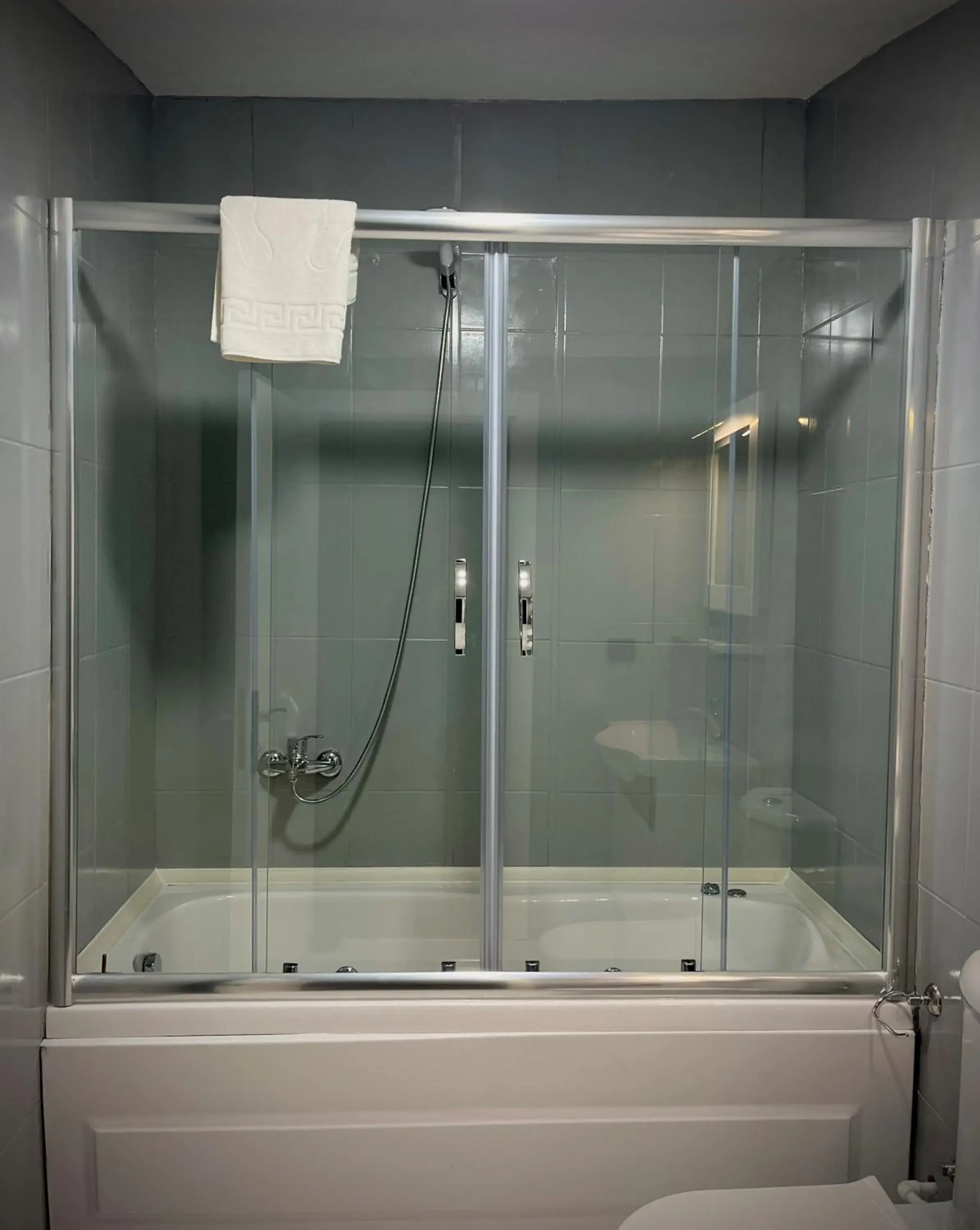 ARDOS PARK HOTEL ARDOS PARK HOTEL