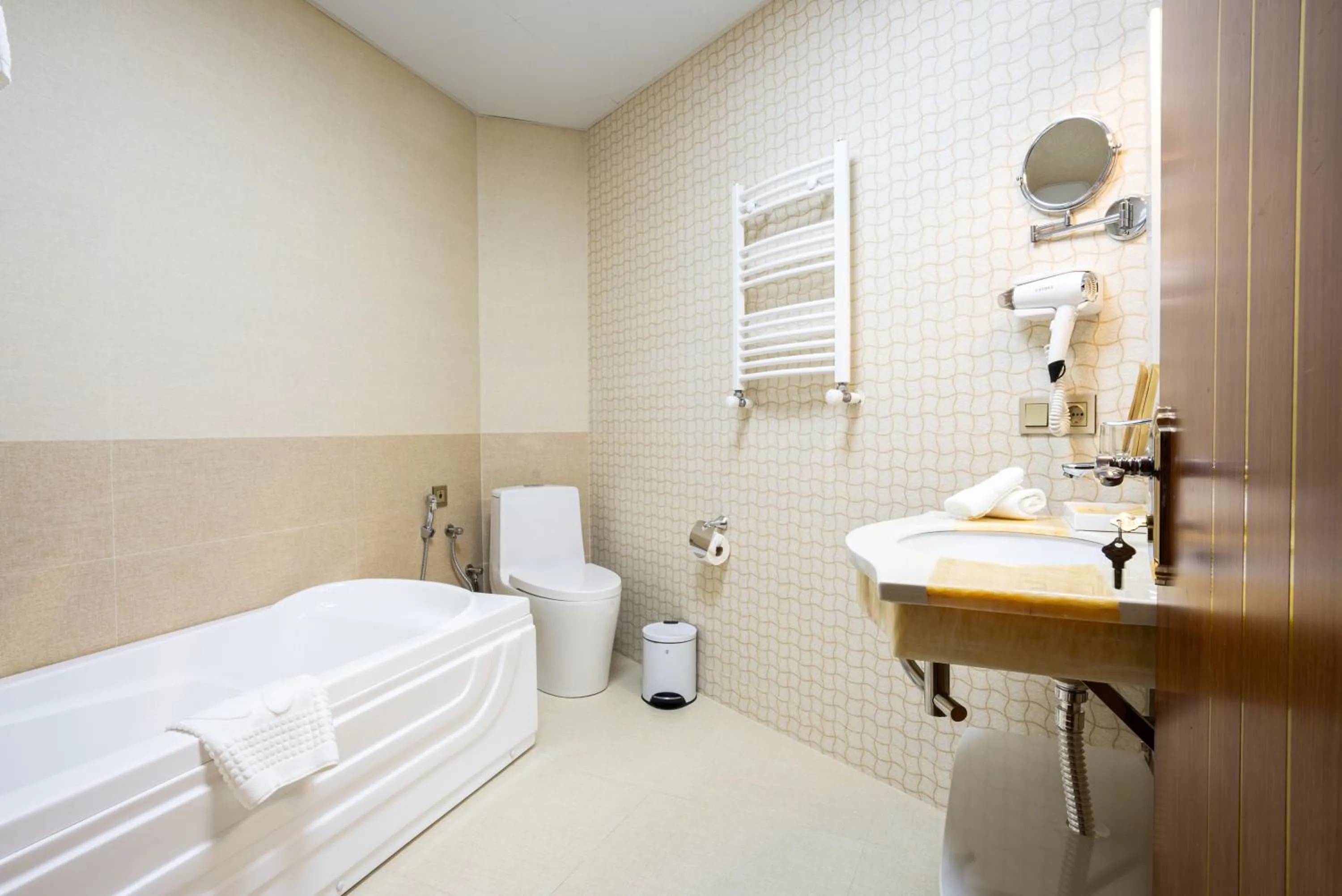 Bathroom in Panorama Lisi Grand Hotel