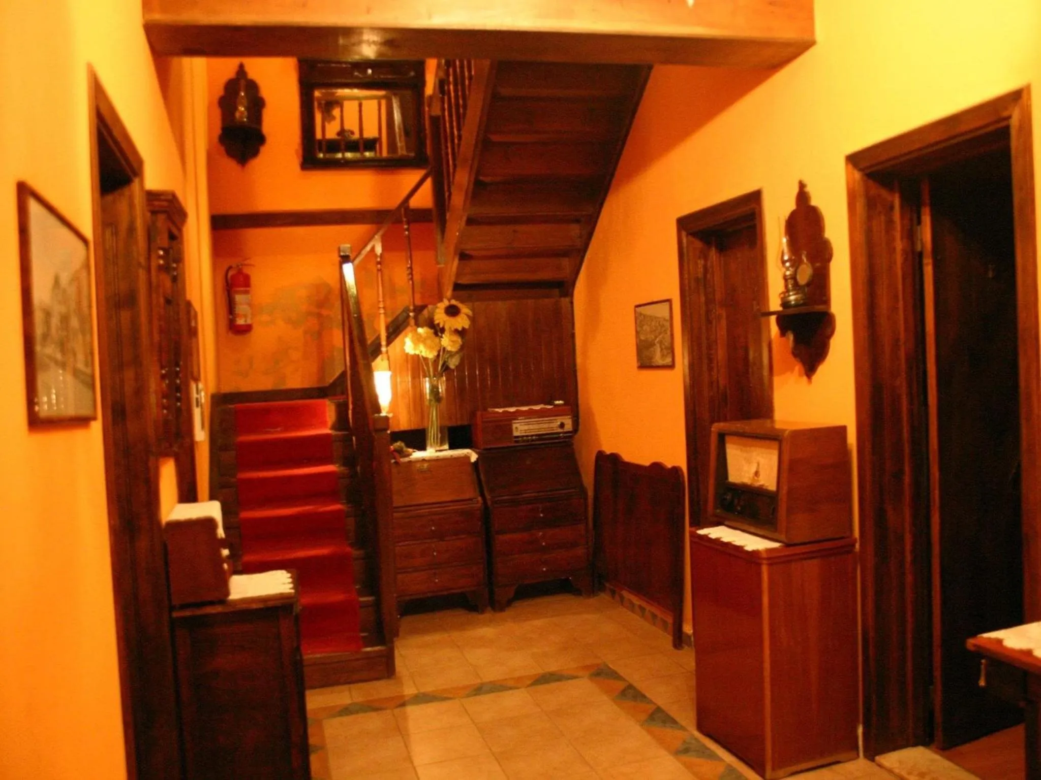 Decorative detail in Otel Yorgo Seferis