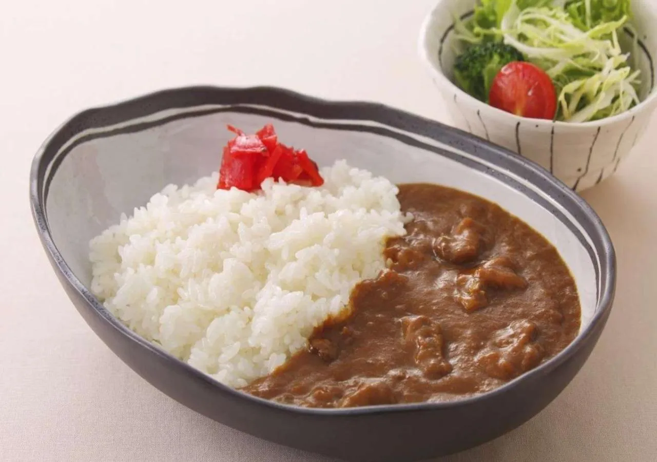 room service in Business Inn Norte