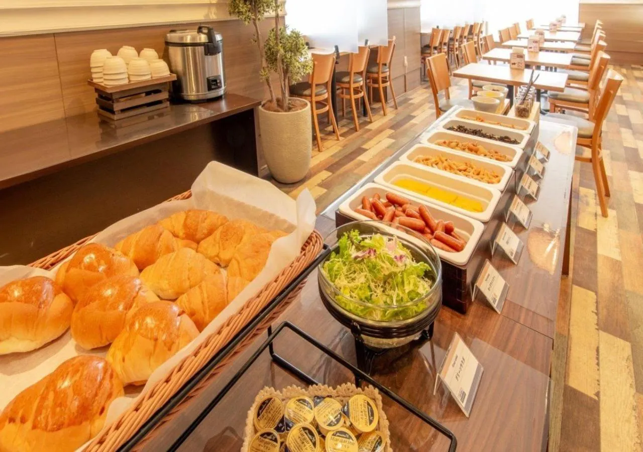 Breakfast in Business Inn Norte