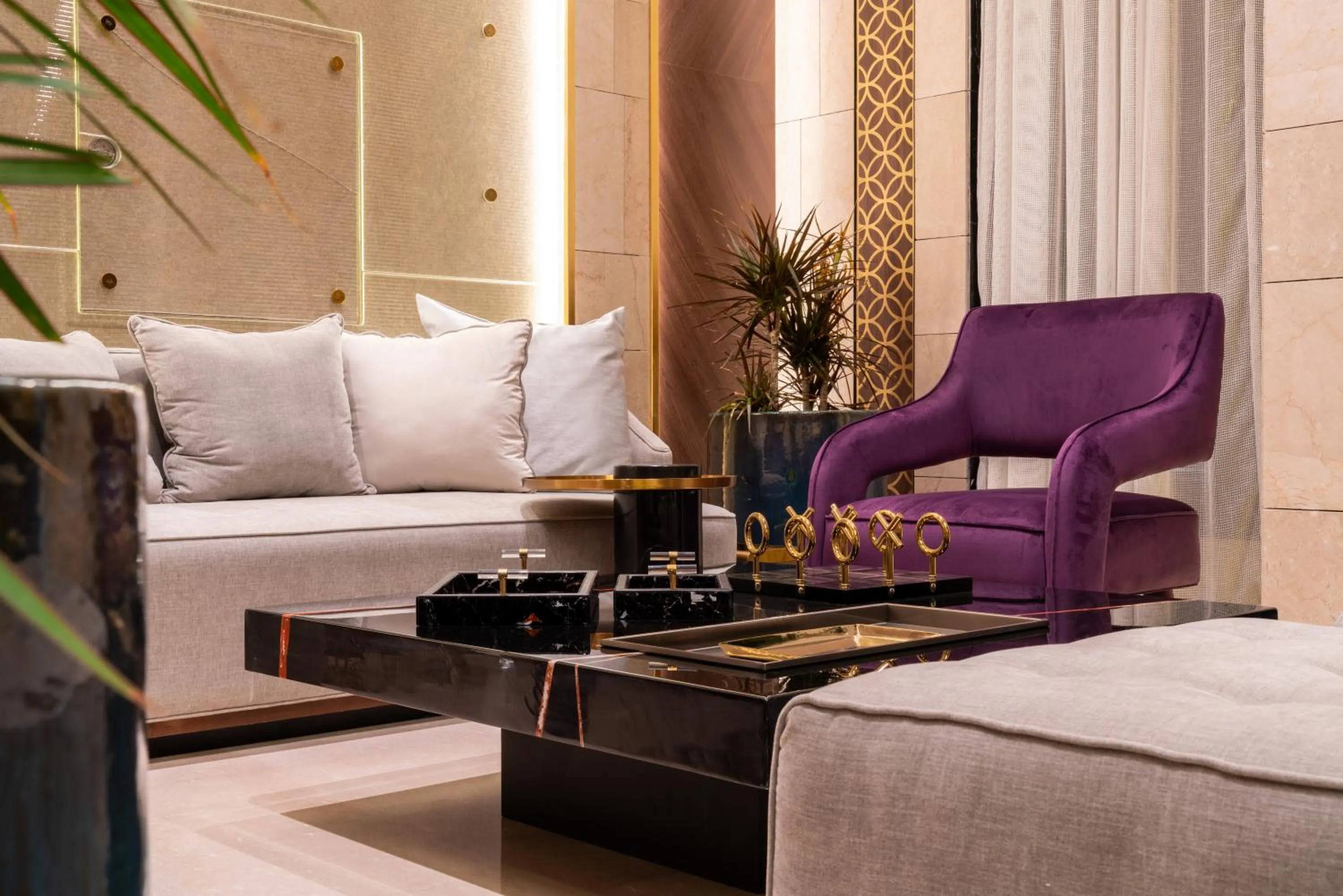 Lobby or reception, Bed in Lilac Park Hotel