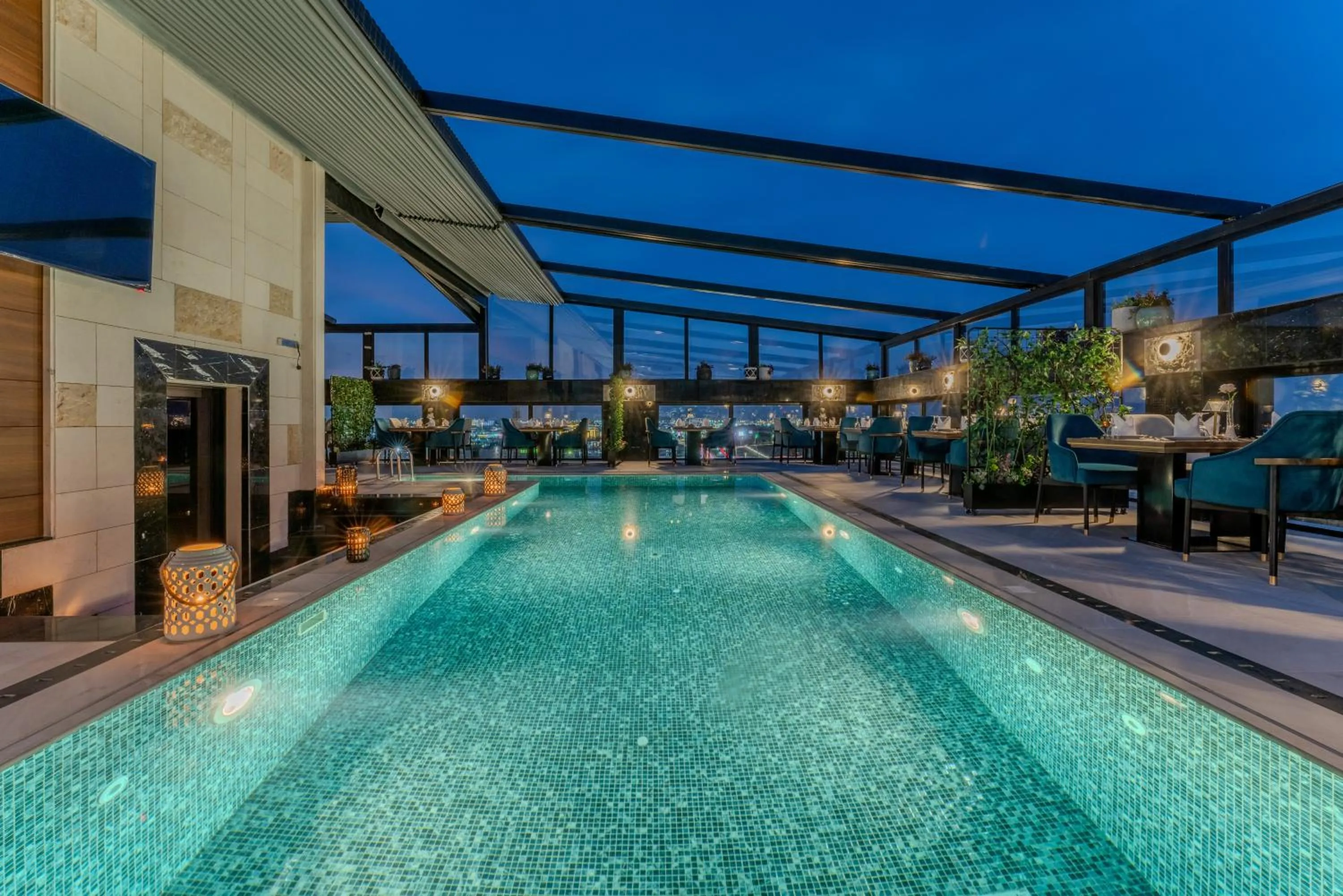 Night in Lilac Park Hotel