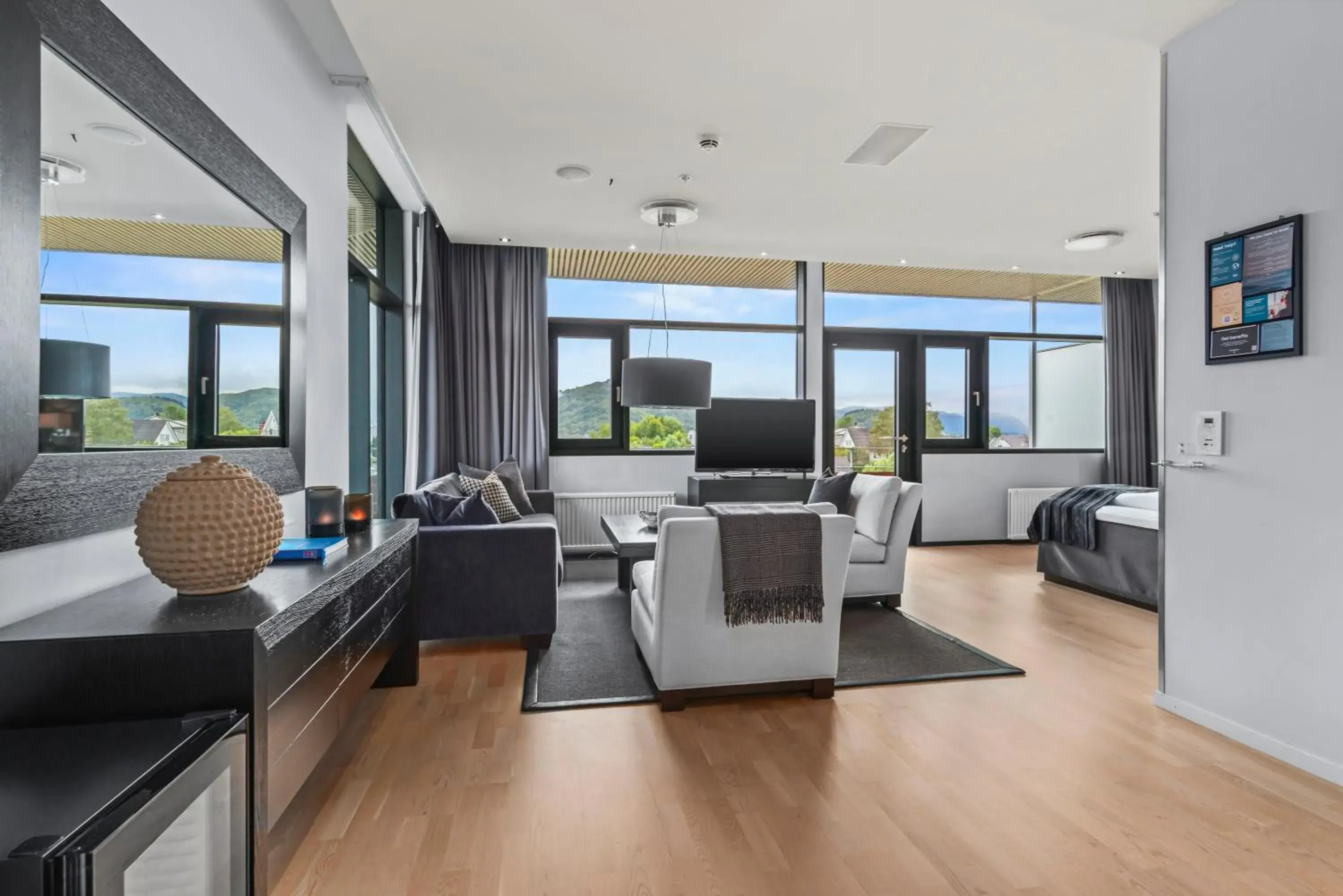 Junior Suite in Quality Hotel Ulstein Junior Suite in Quality Hotel Ulstein