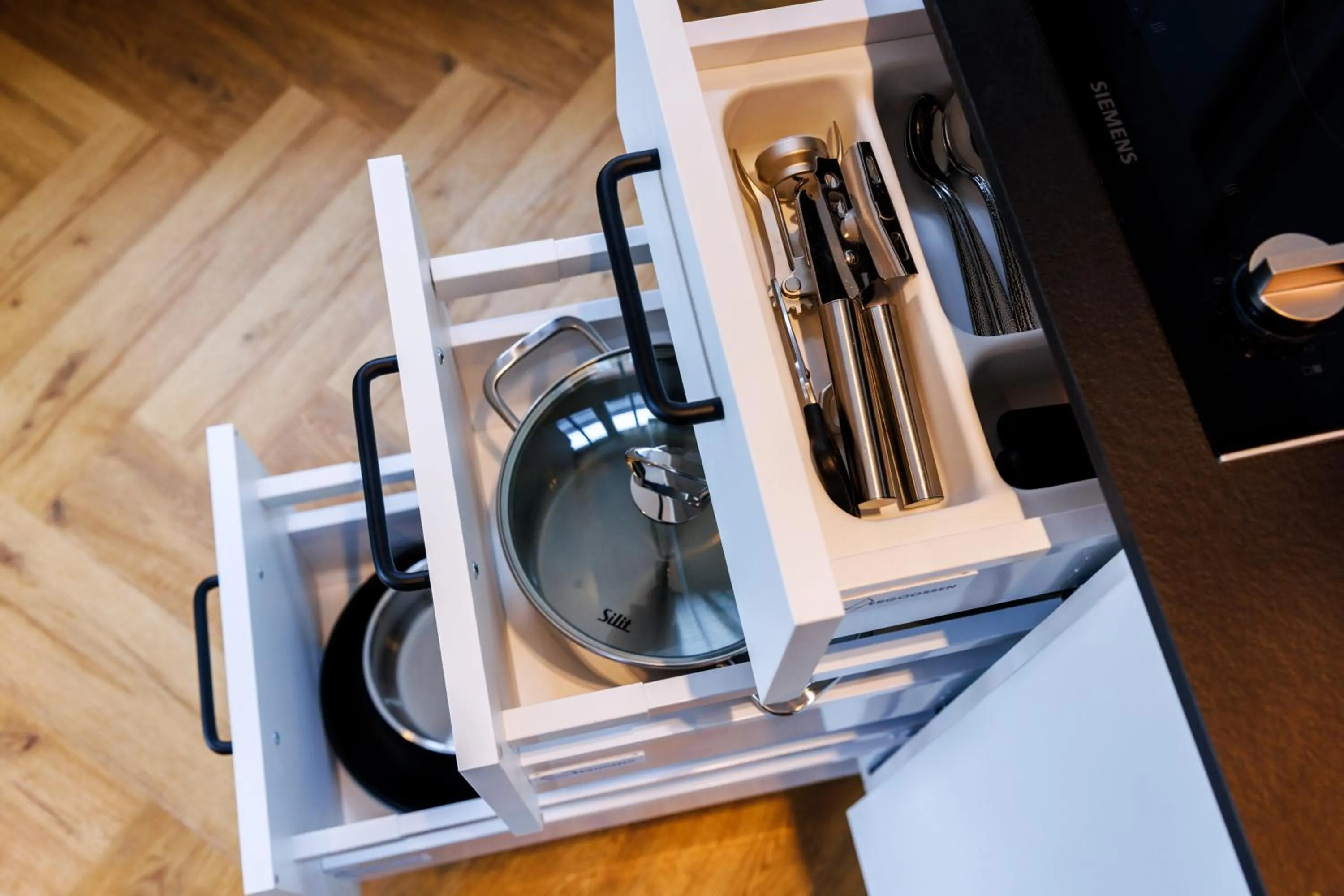 kitchen in Logierhaus RheintorEins