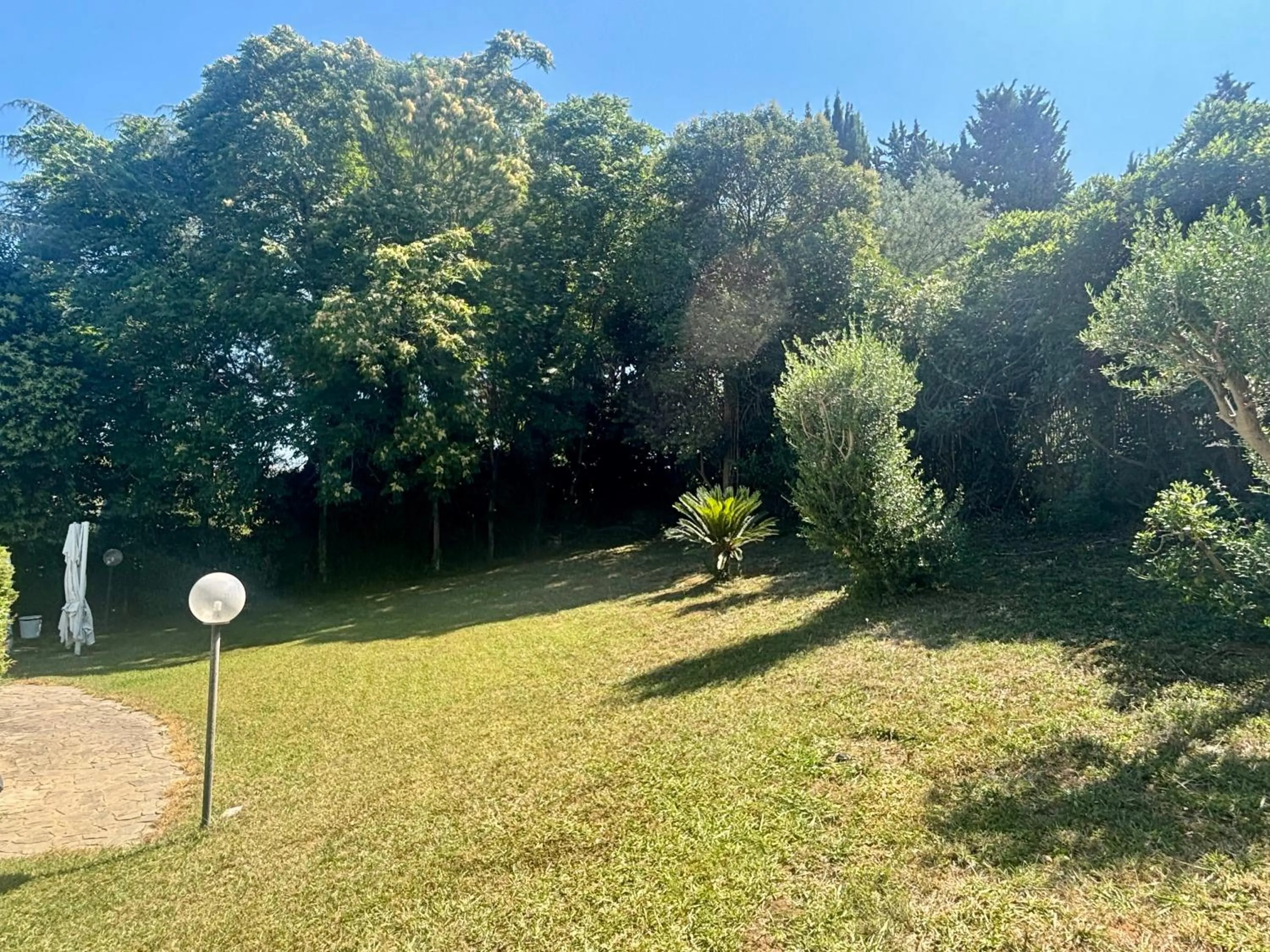 Aurelia House Garden