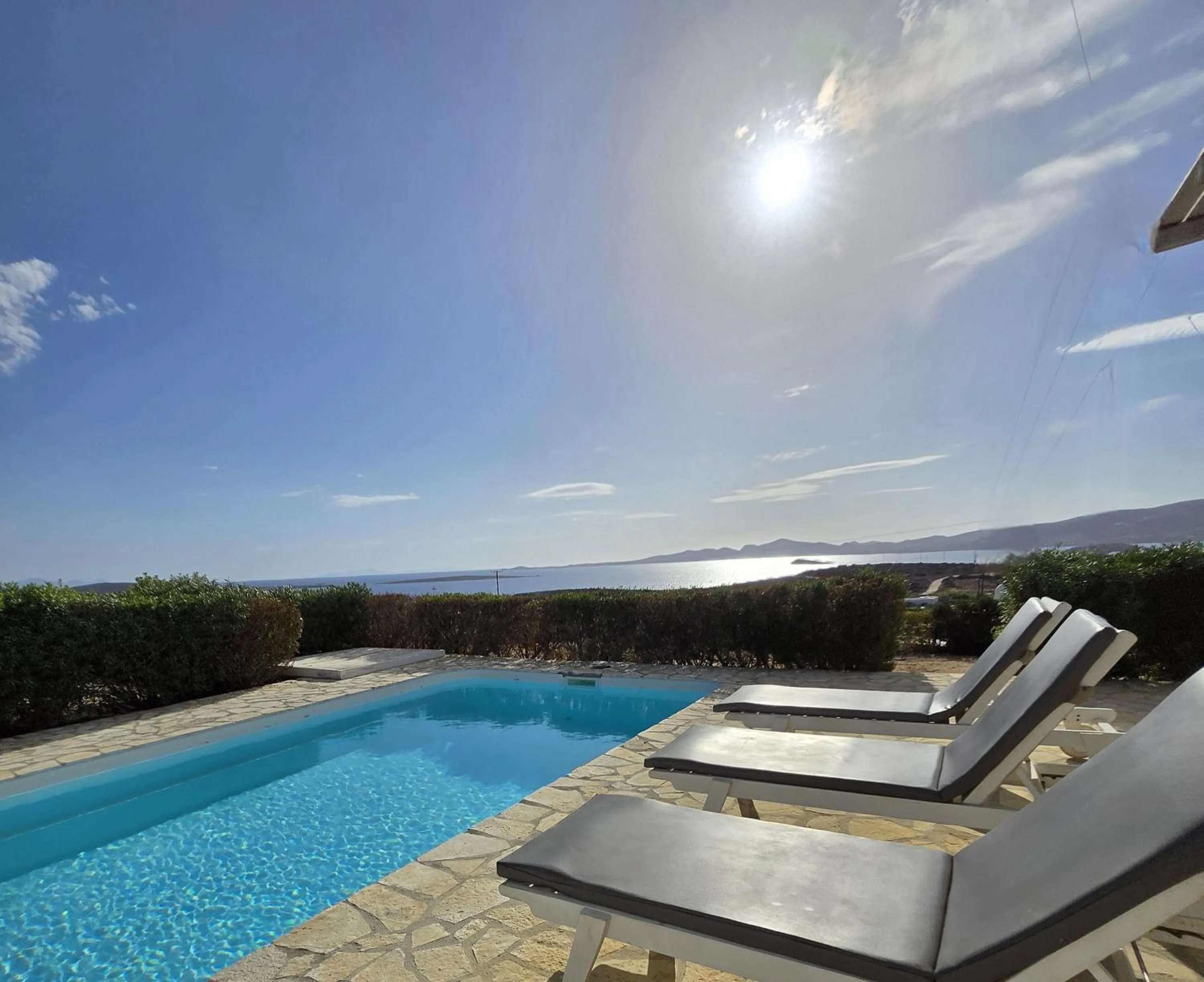 Swimming pool in Paros Afrodite Luxury Villas