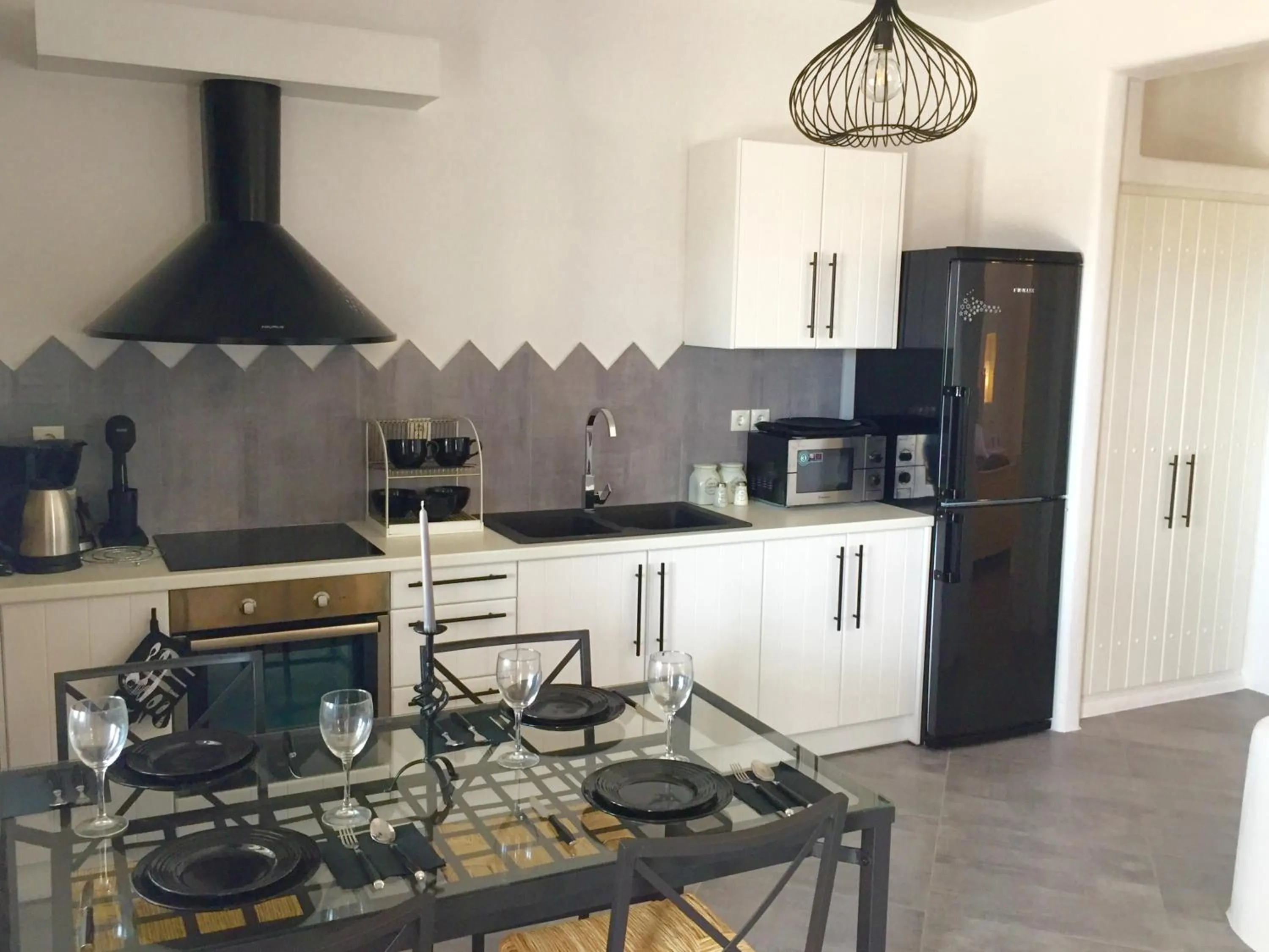 Kitchen or kitchenette in Paros Afrodite Luxury Villas