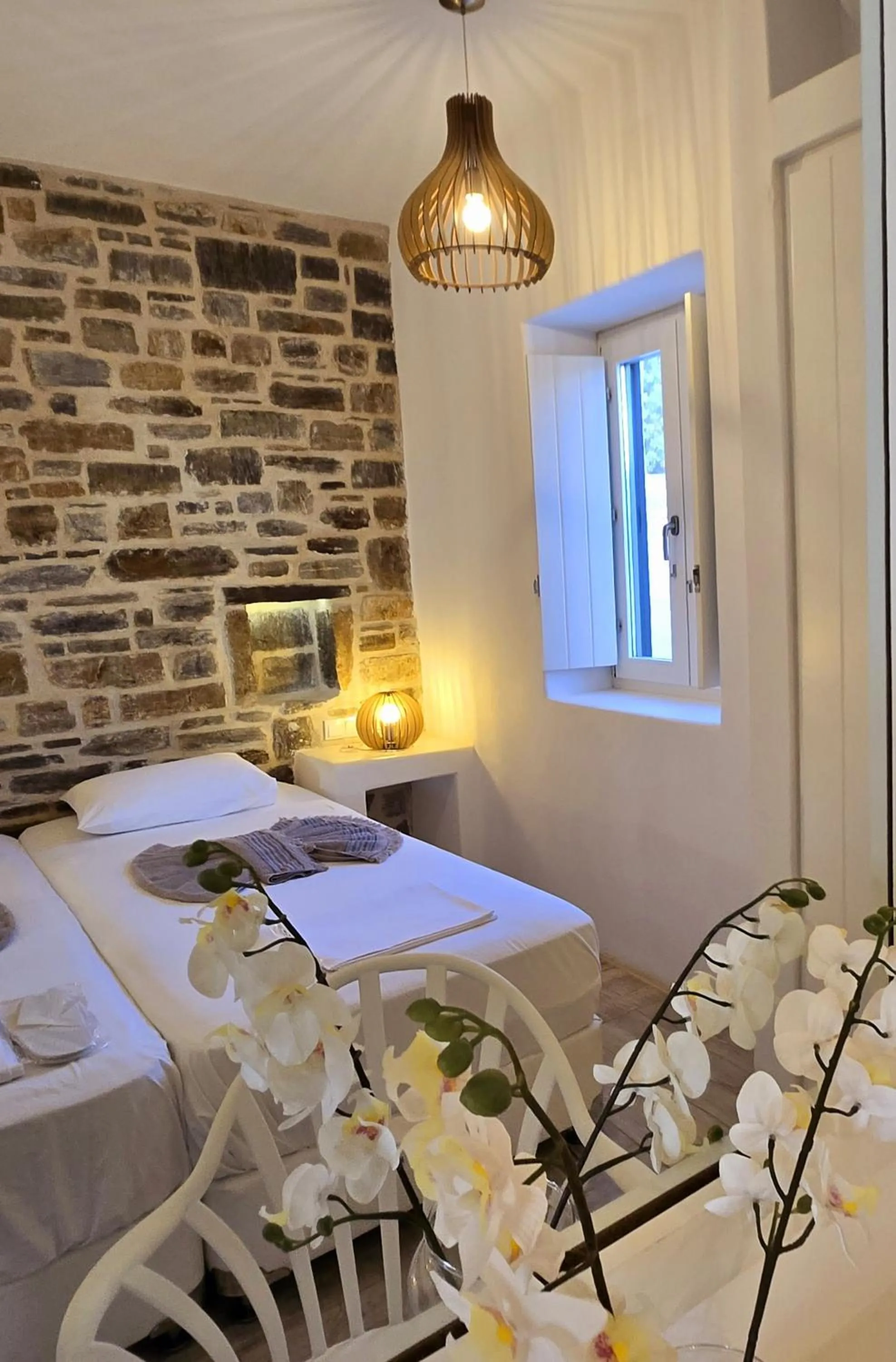 Property building, Bed in Paros Afrodite Luxury Villas