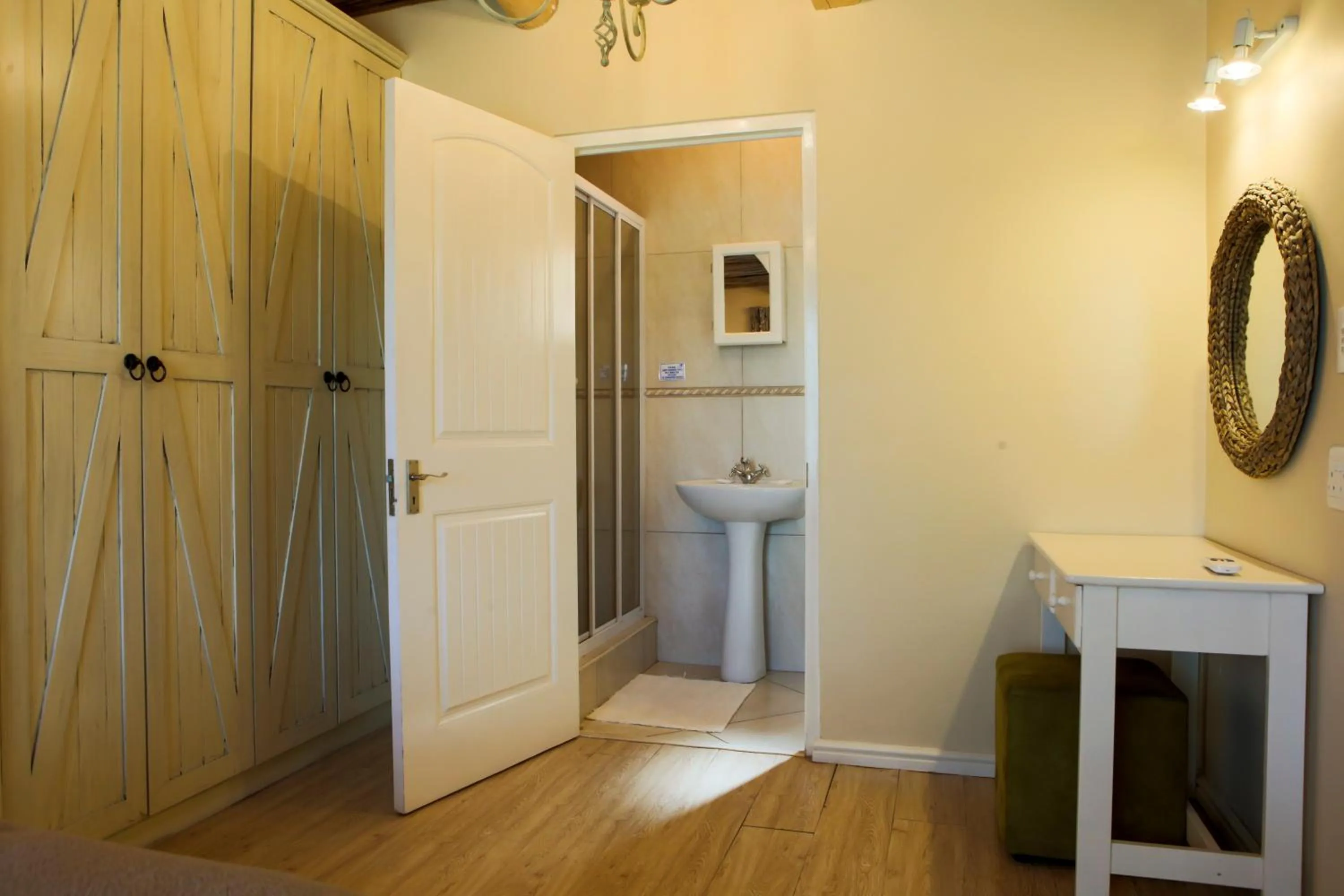 Bathroom in Skilpadvlei Wine Farm