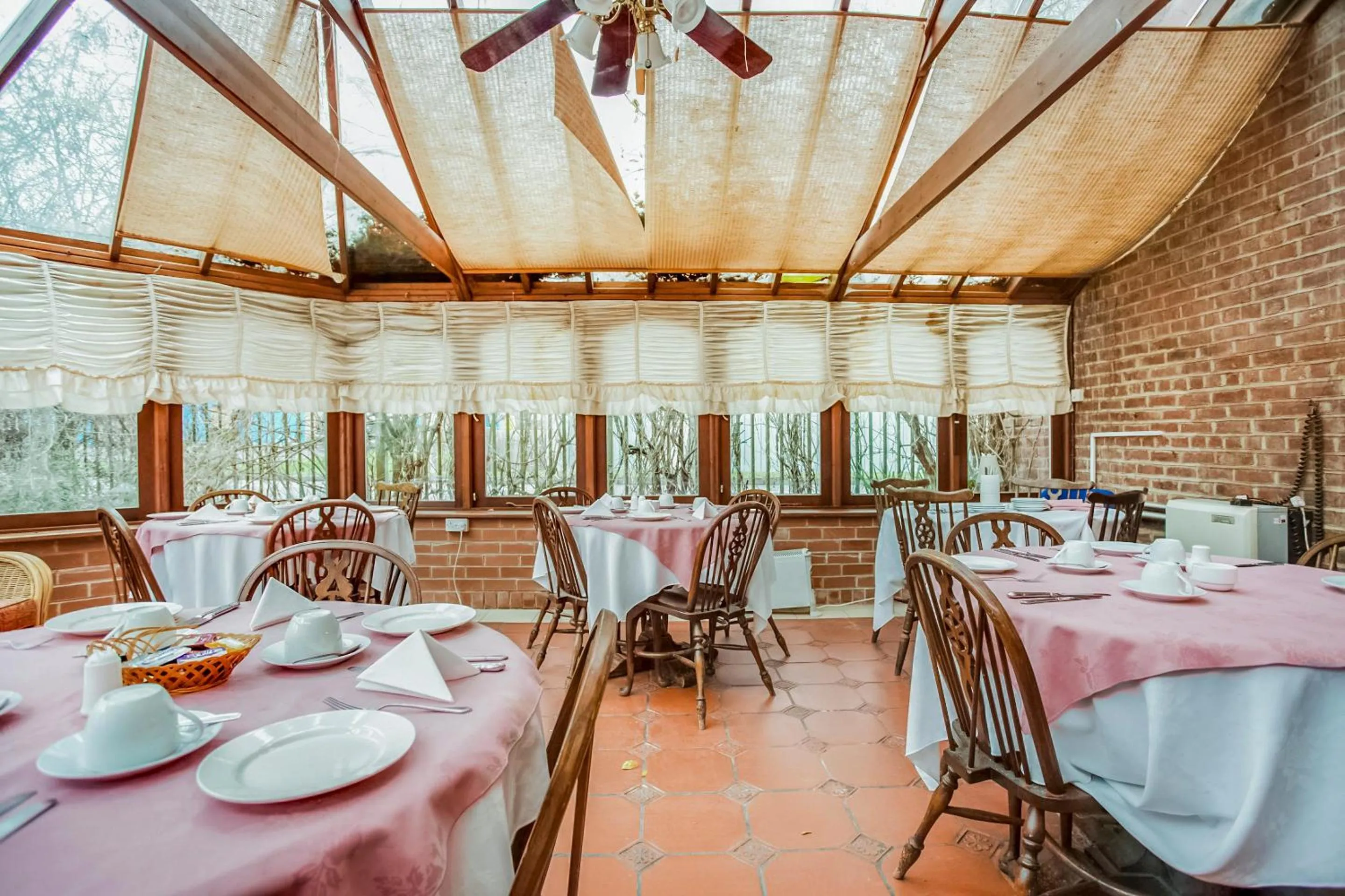 Restaurant/places to eat in OYO The Rowers Hotel, Dunston Gateshead