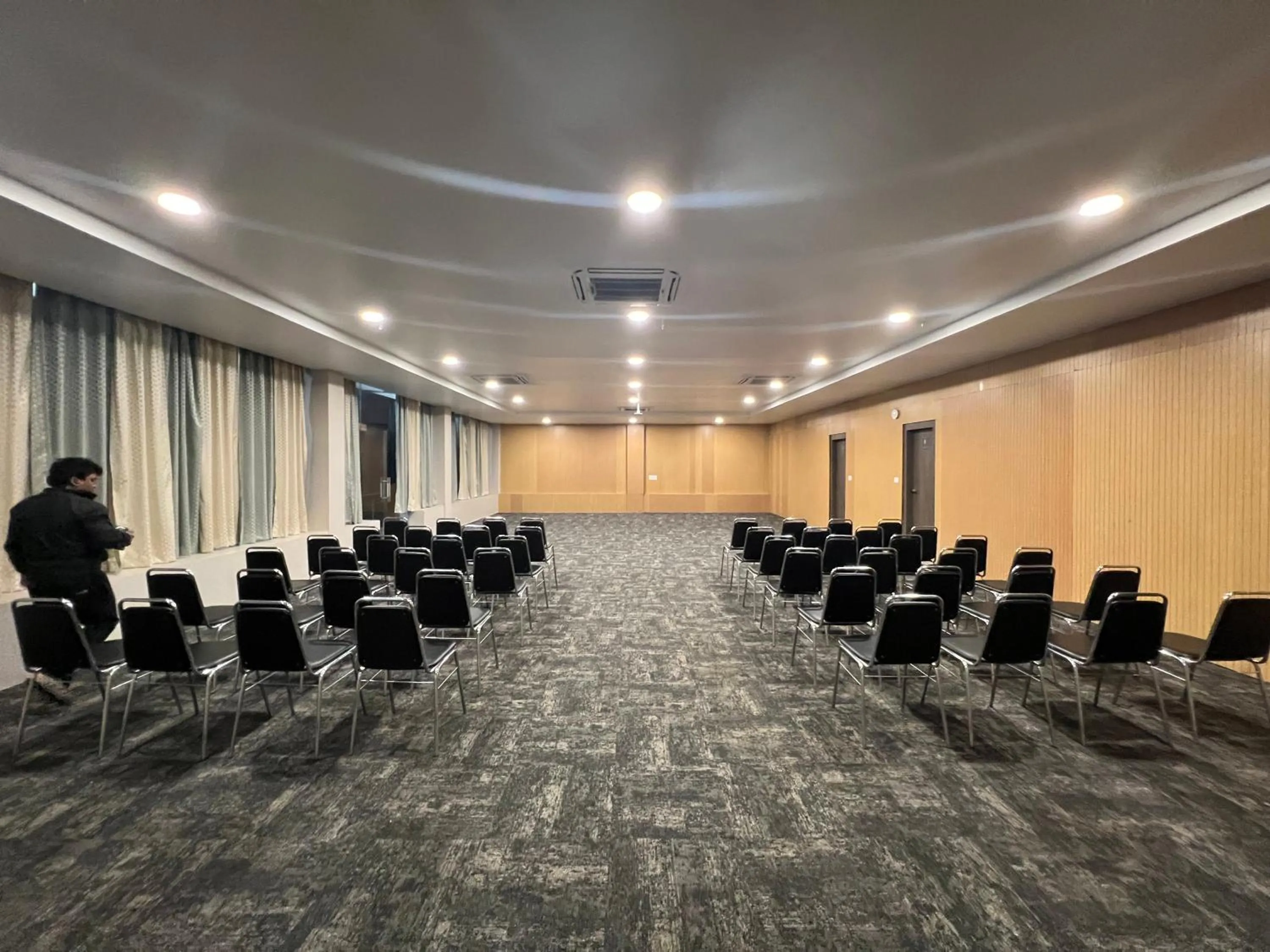 Meeting/conference room in Finn's Weaver Resort, Kaziranga