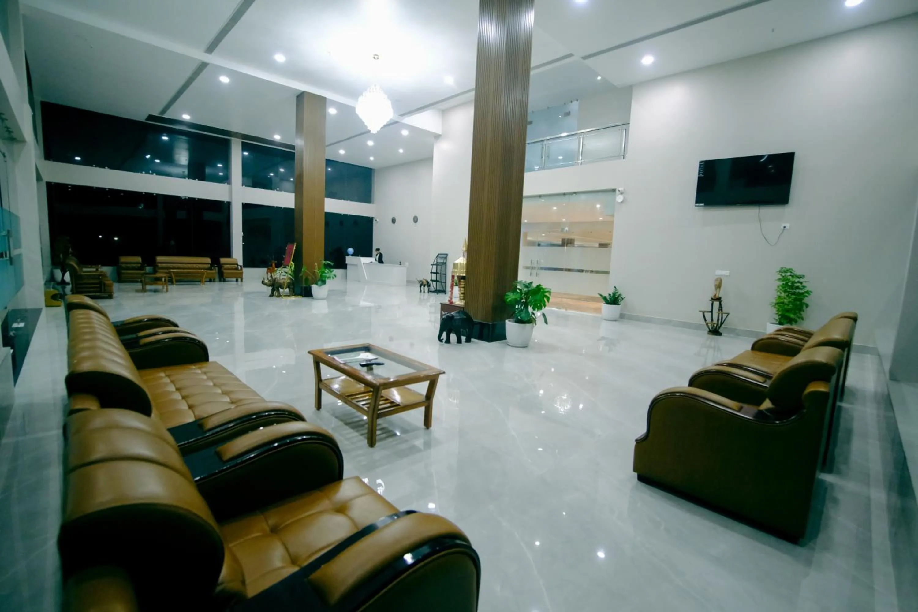 Seating area in Finn's Weaver Resort, Kaziranga