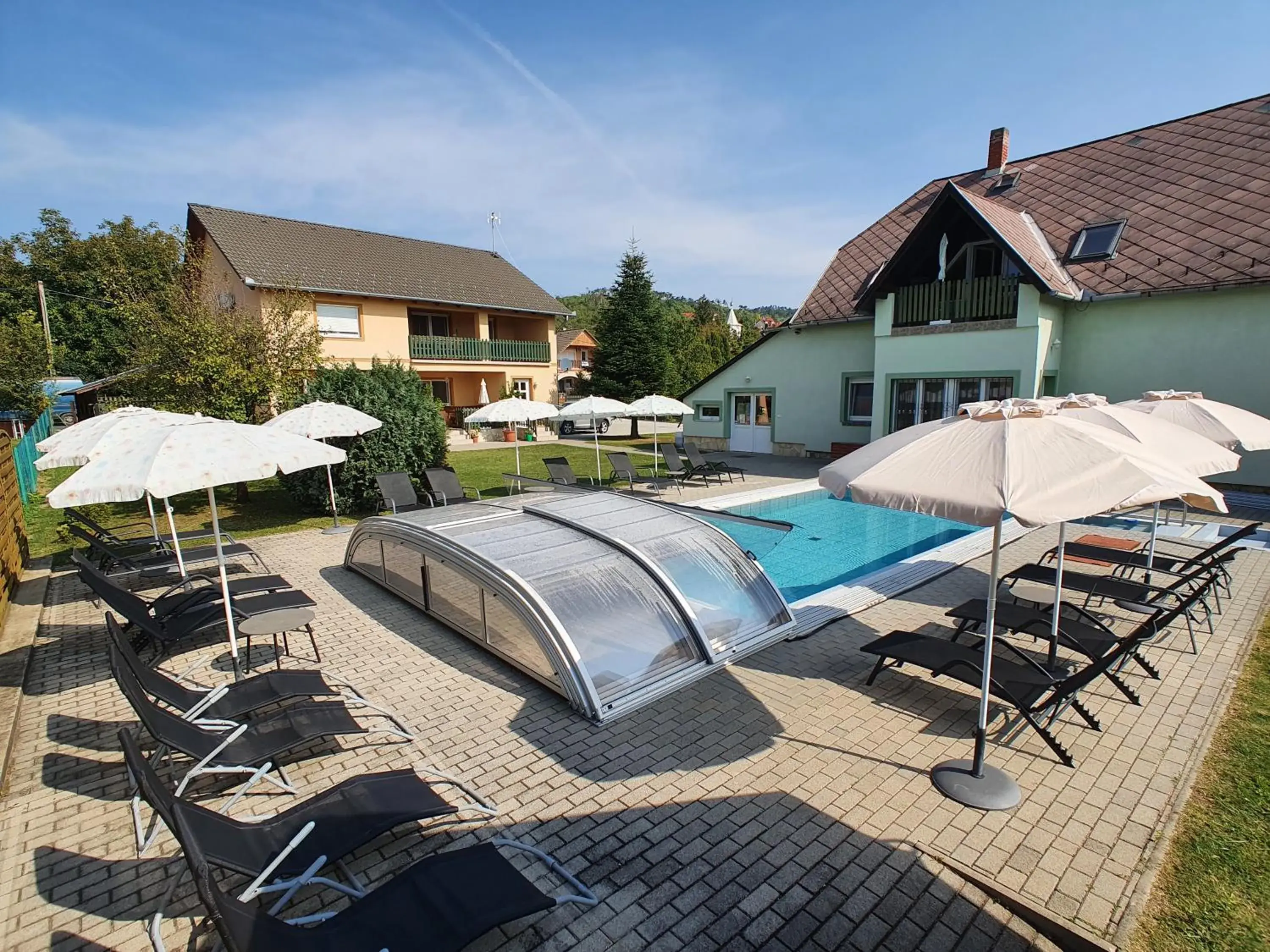 Krisztián Apartmanház Krisztián Apartmanház