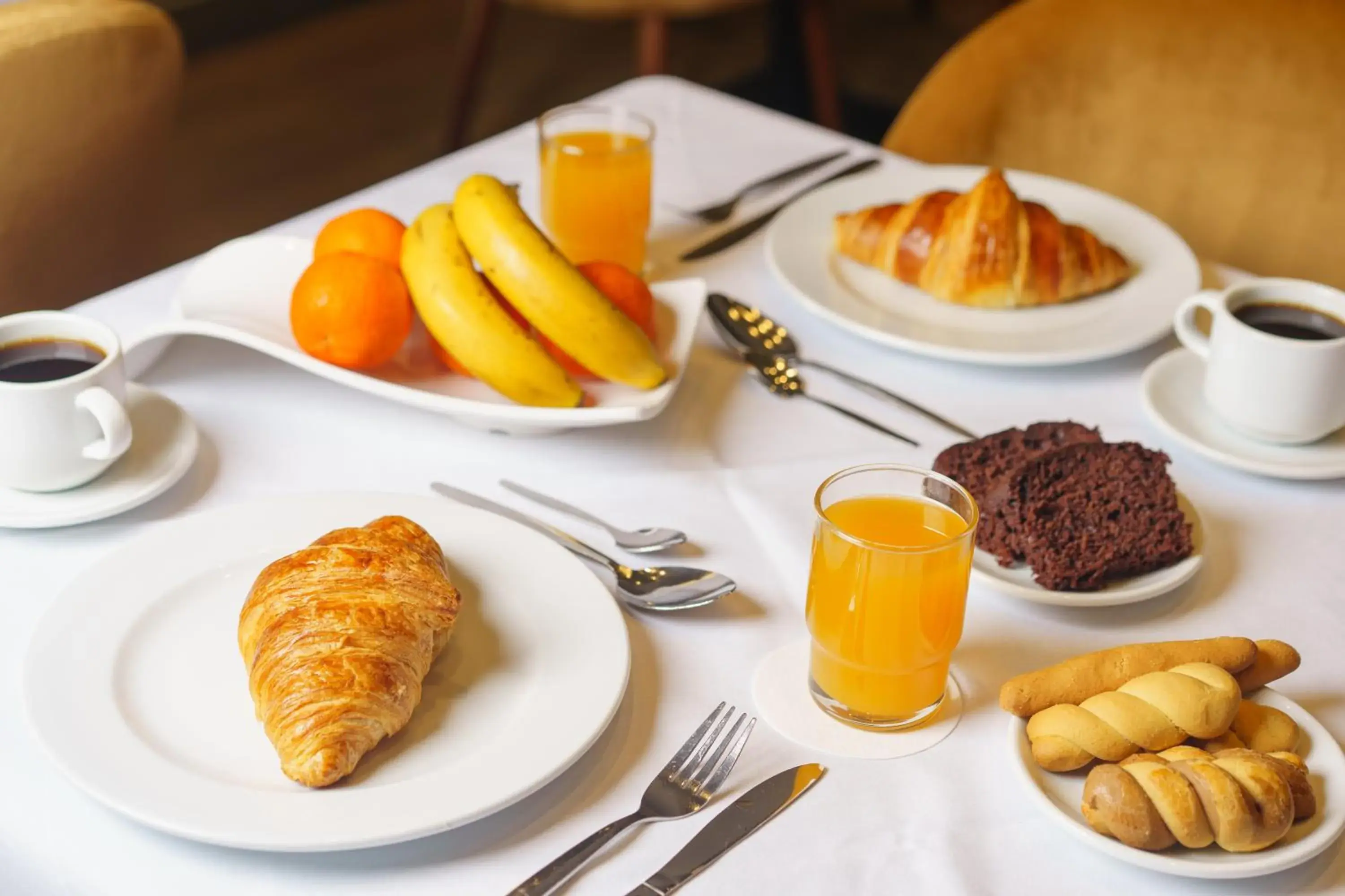 Breakfast in Azur Hotel Volos Breakfast in Azur Hotel Volos